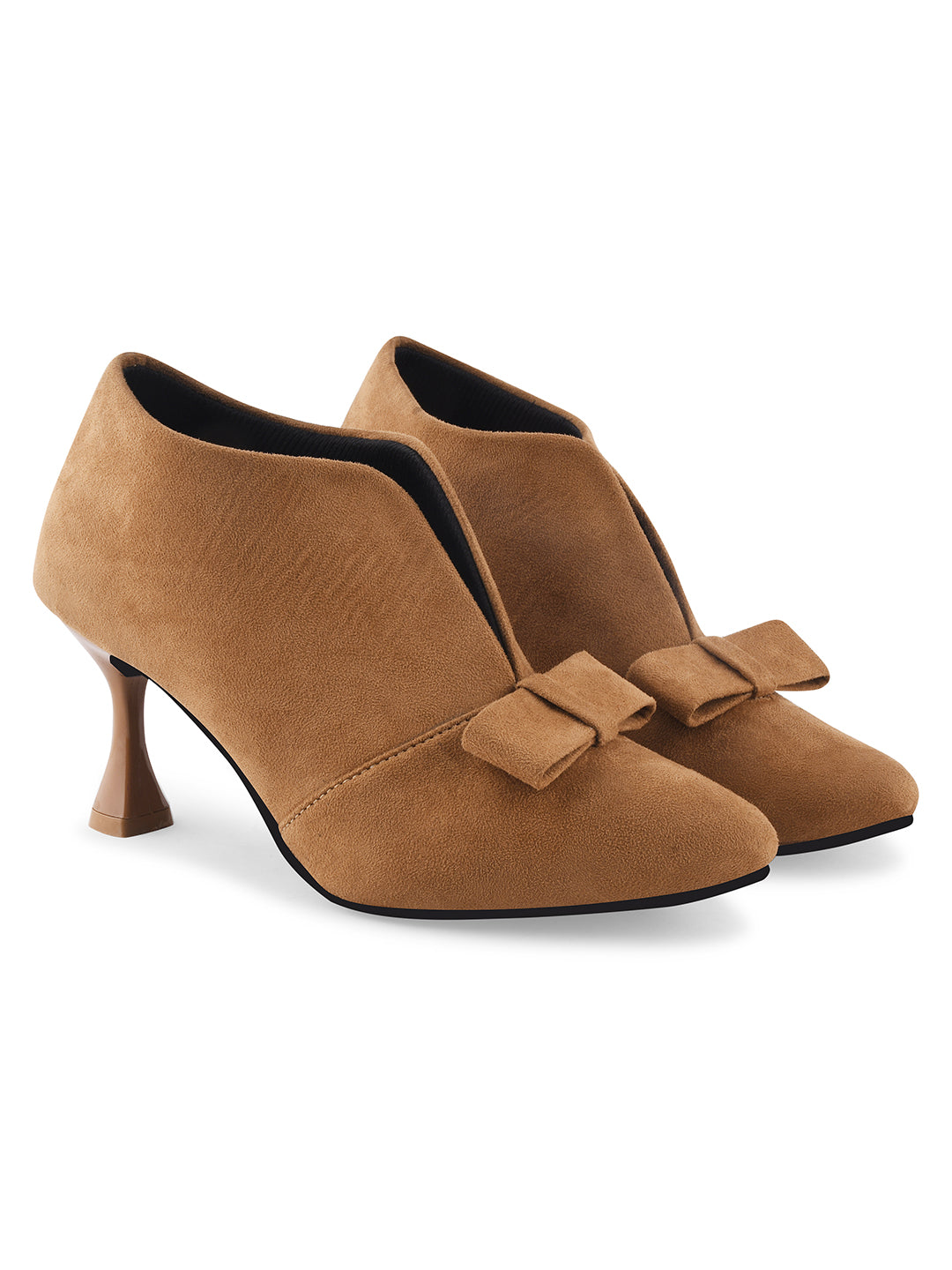 Jm Looks women's V-cut heels with a bow detail on the toe
Beige