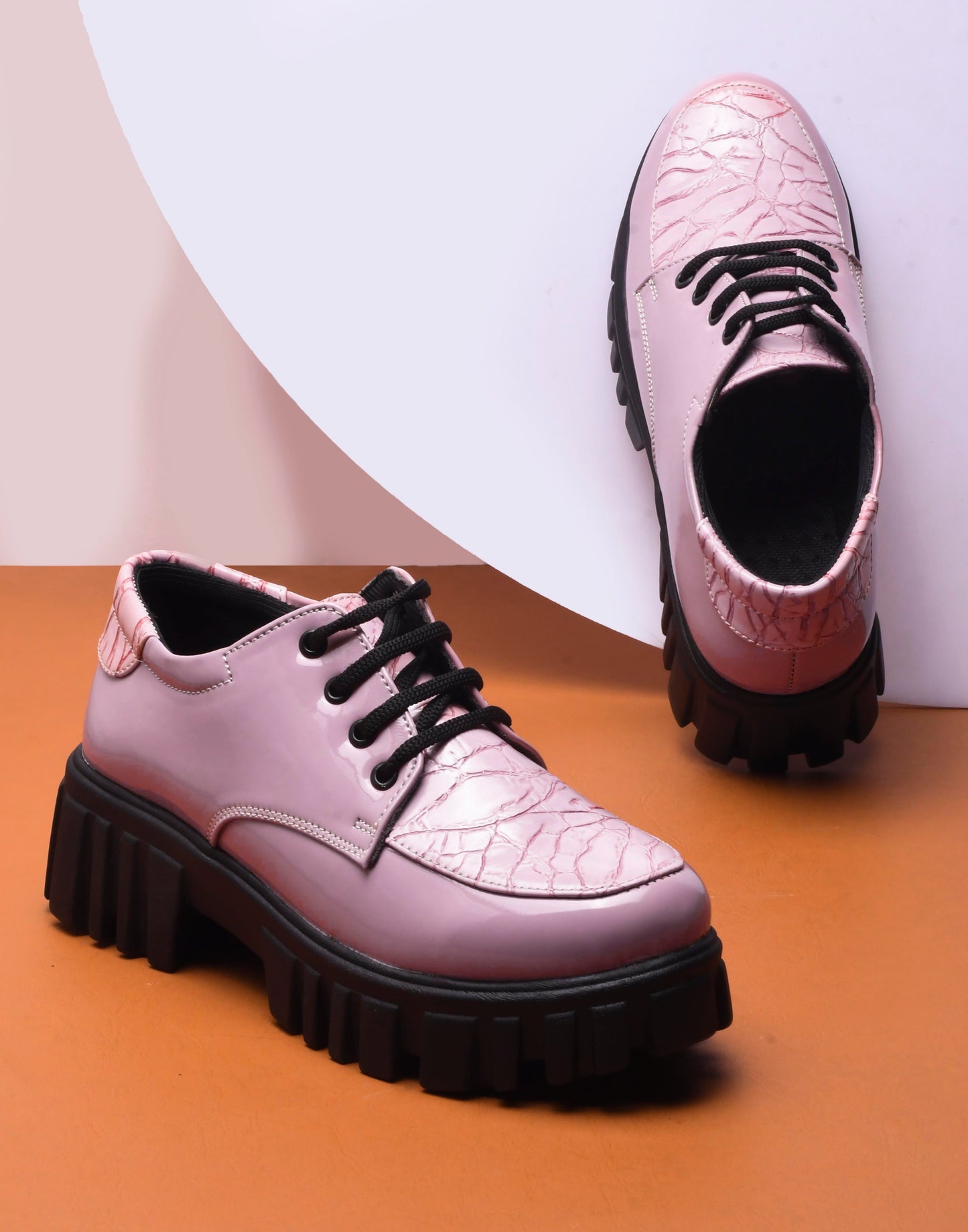 Jm Looks women's lug sole lace-up derbies with a textured upper
Pink