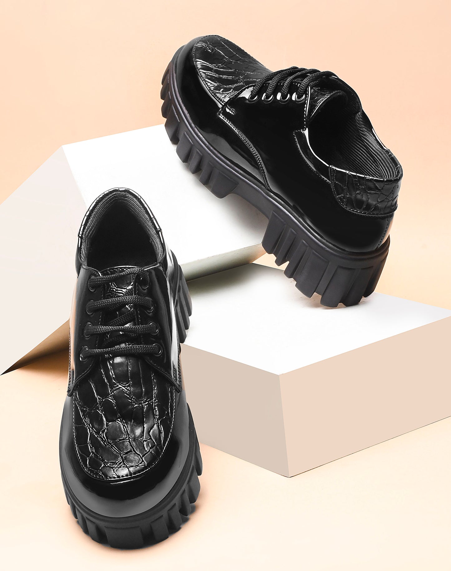 Jm Looks women's lug sole lace-up derbies with a textured upper
Black