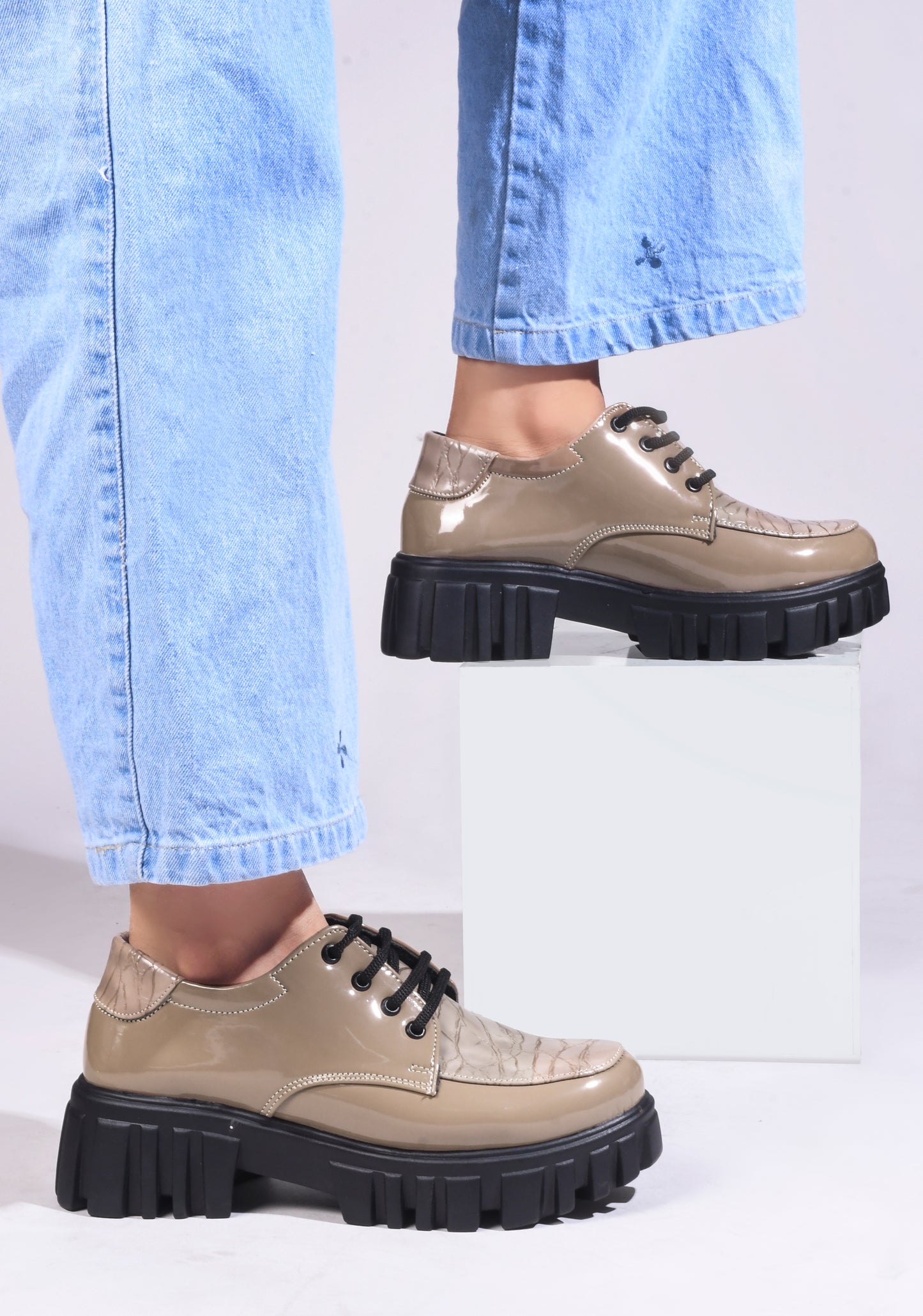 Jm Looks women's lug sole lace-up derbies with a textured upper
Beige