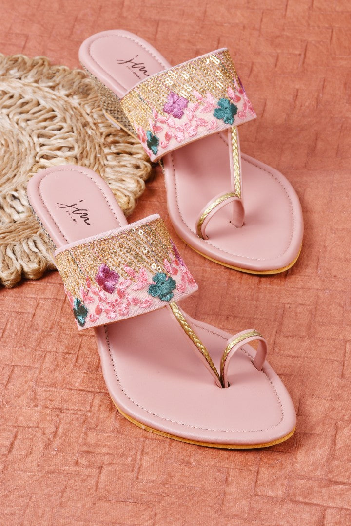 embroidered toe-ring flat sandals with floral and sequin details
Peach