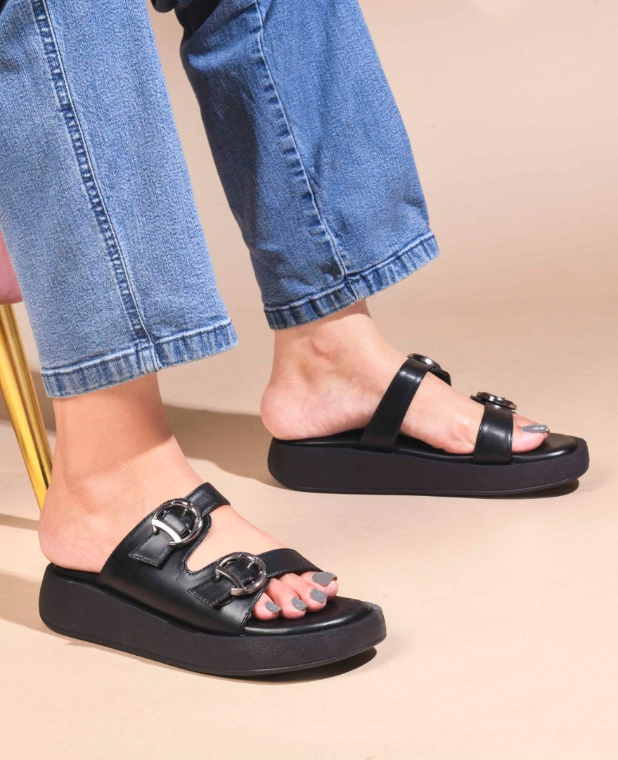 JM Looks platform slides with two adjustable buckle straps and a matching sole
Black
