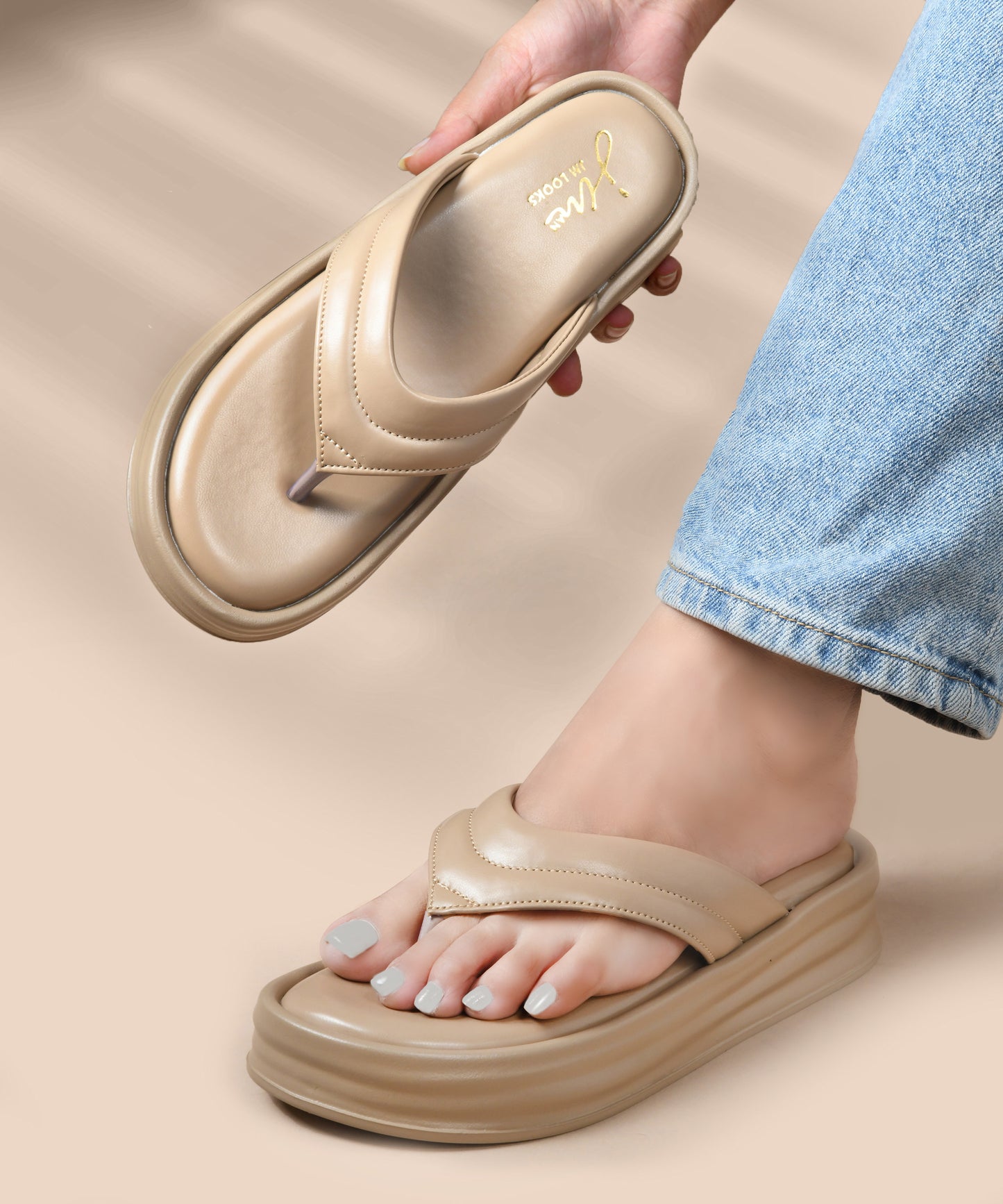 BEIGE
