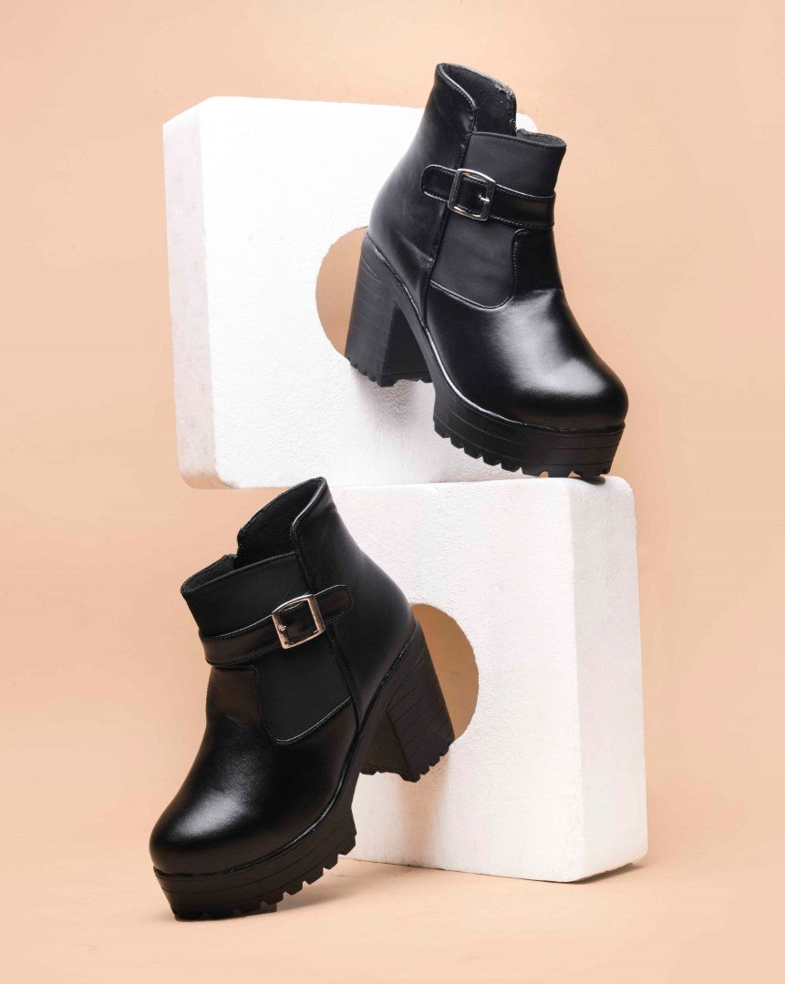 Jm Looks women's platform ankle boots with a chunky heel and buckle detail
Black