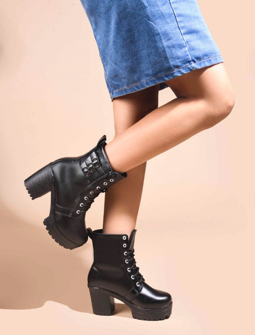 Jm Looks platform combat boots with buckles, laces, and a side zipper
Black