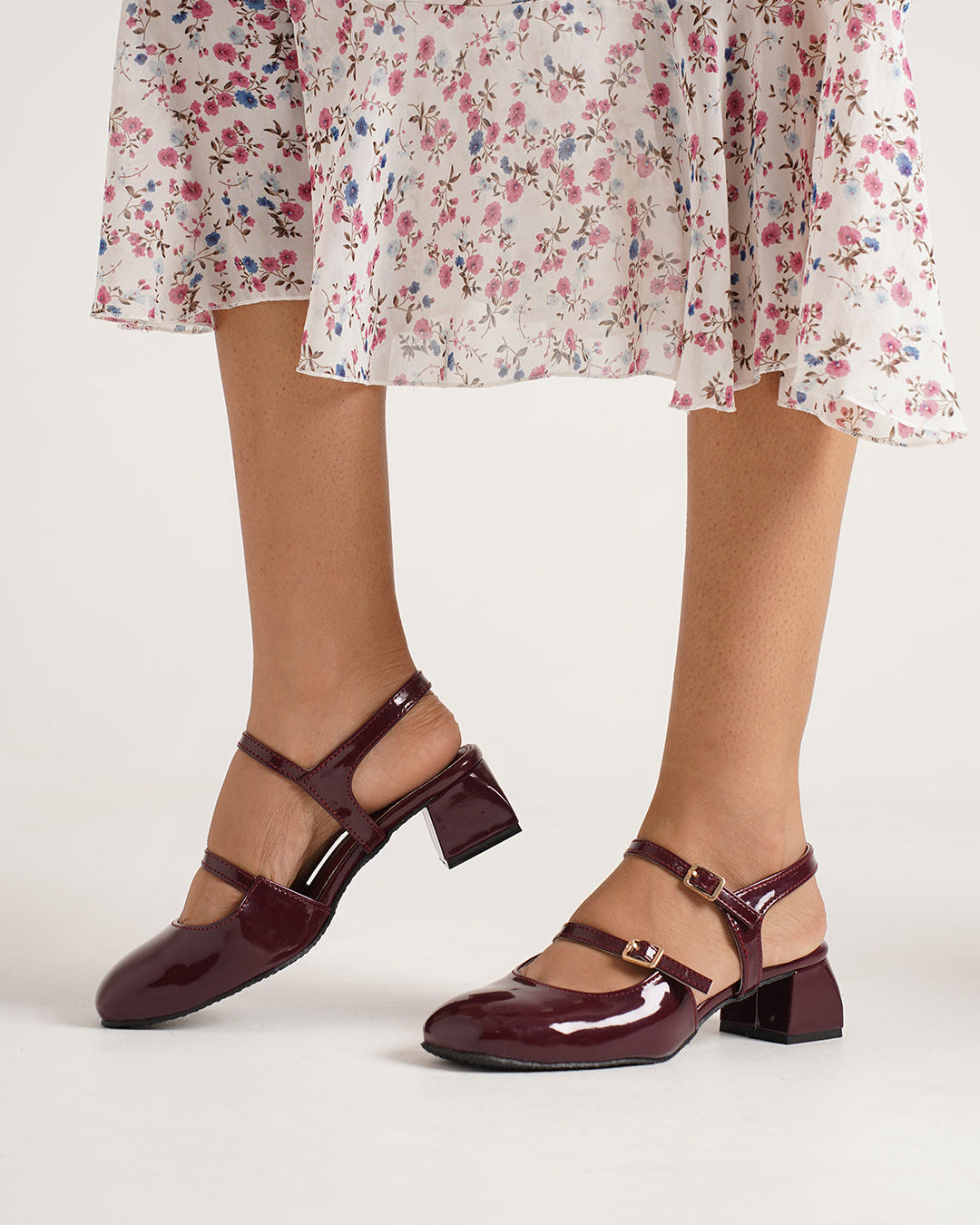 Jm Looks patent Mary Jane block heels with dual buckled straps
Cherry