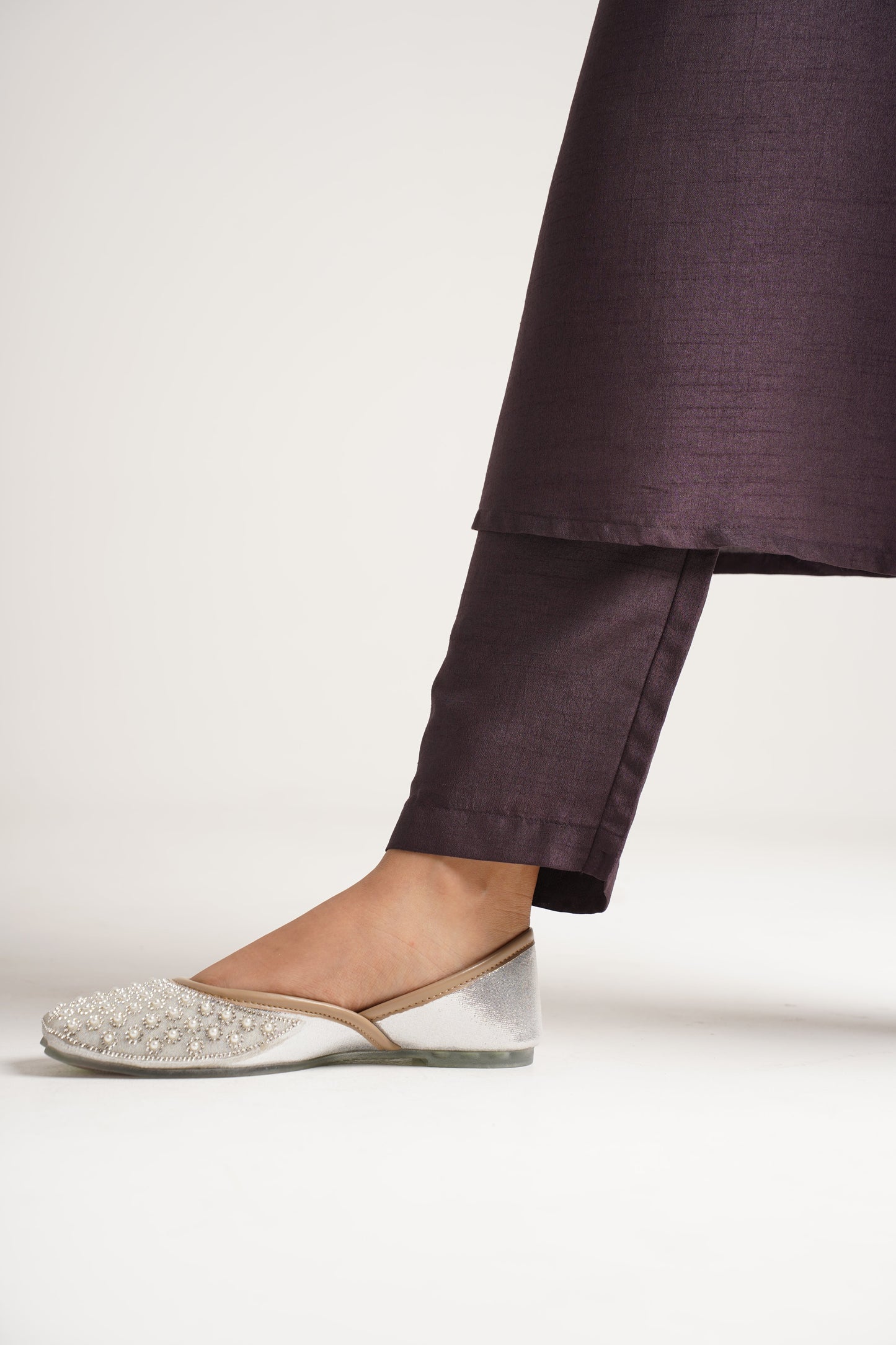 JM Looks jutti flats featuring a pearl-embellished toe and a contrasting textured upper
Silver