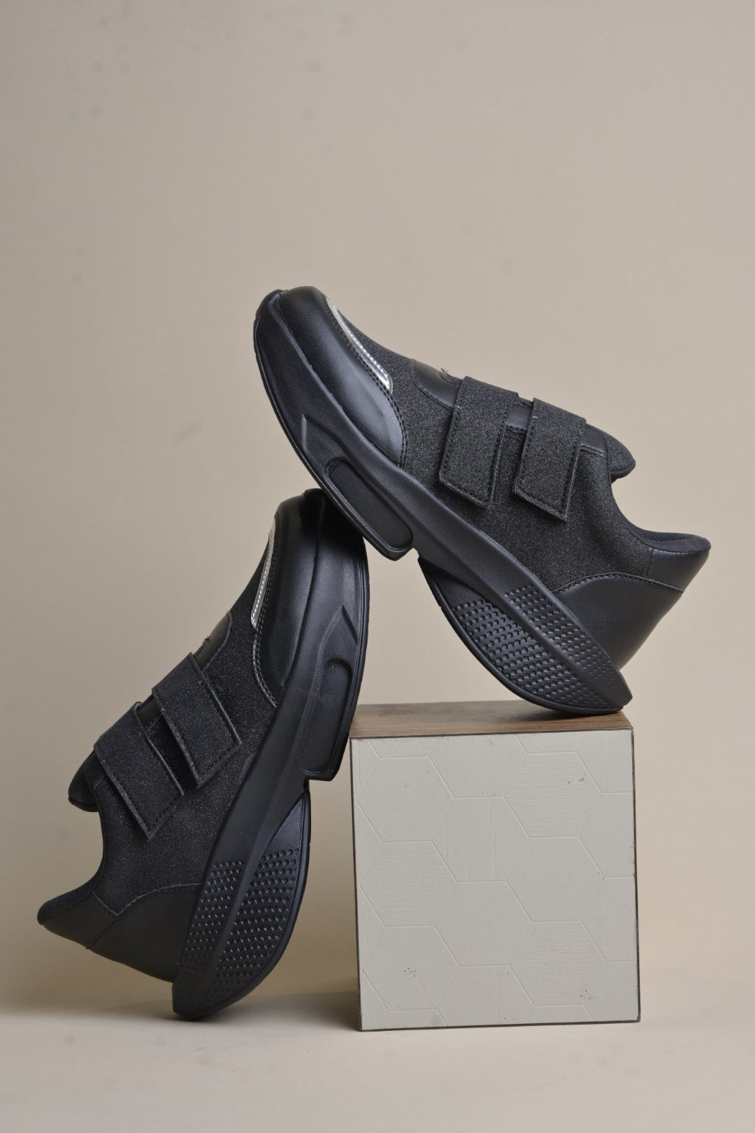 Jm Looks chunky sole sneakers with a glitter upper and three velcro straps
Black