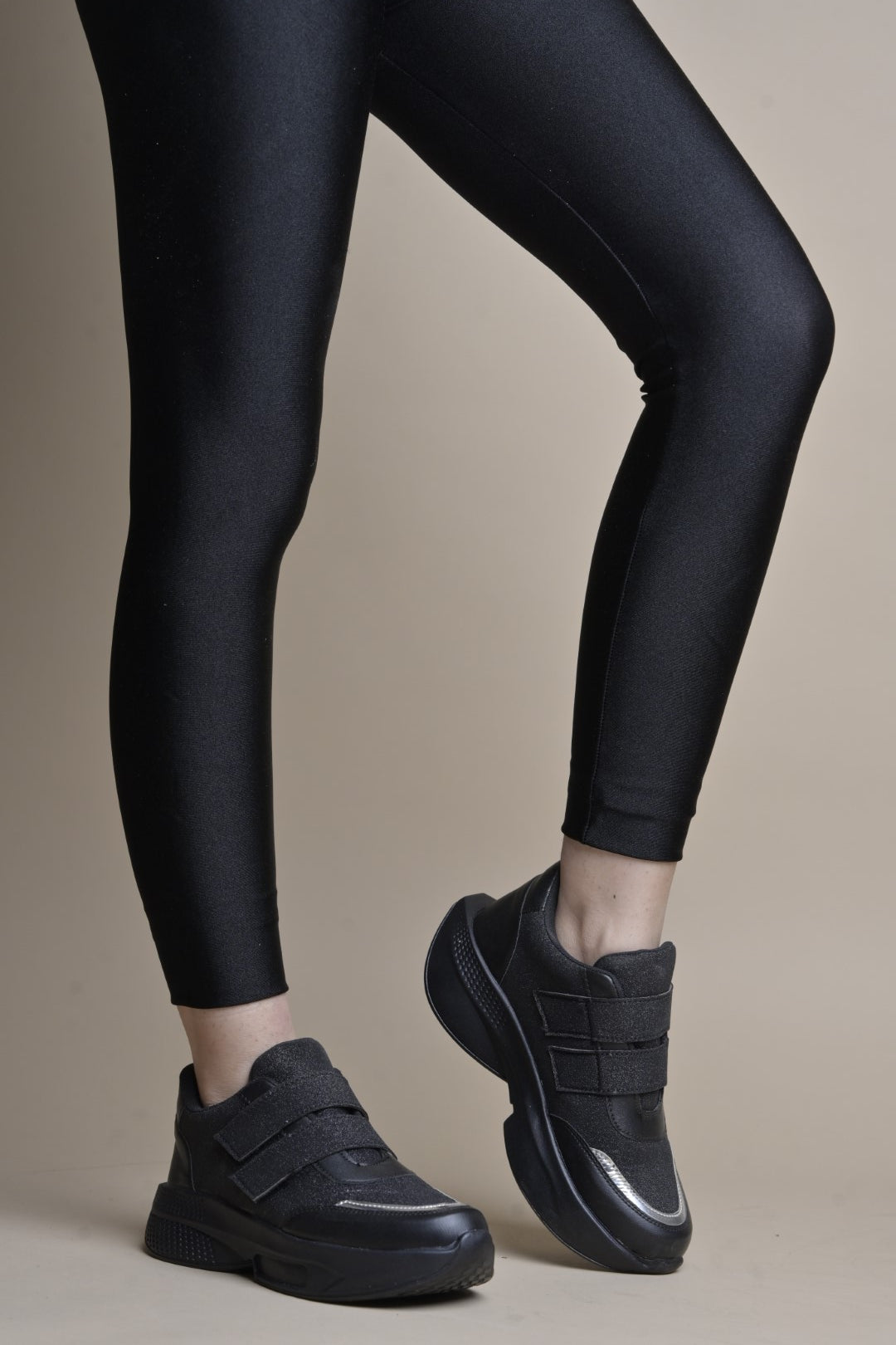 Jm Looks chunky sole sneakers with a glitter upper and three velcro straps
Black
