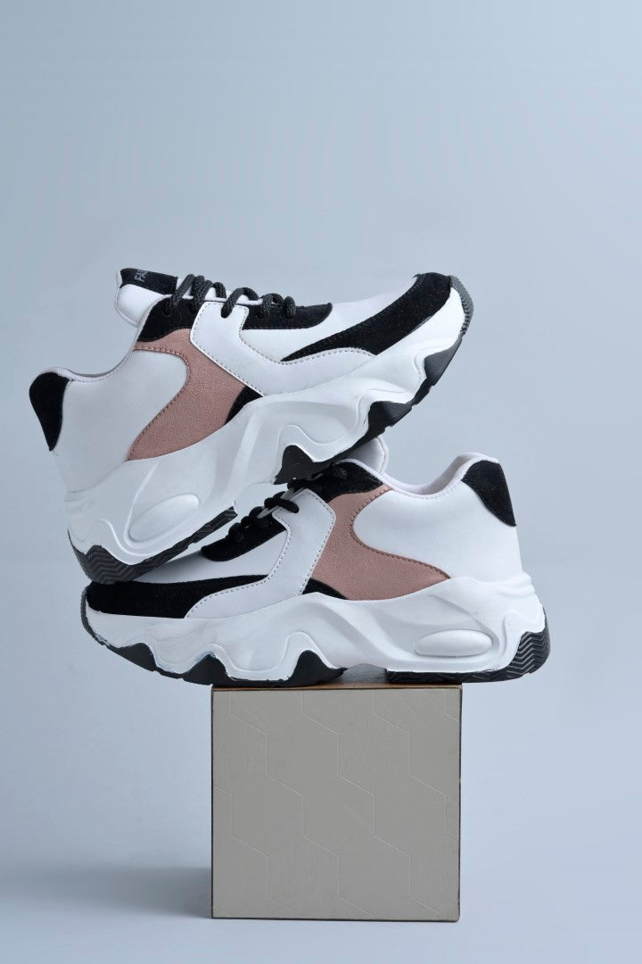 Jm Looks sporty wavy sole sneakers with contrasting panels
Black