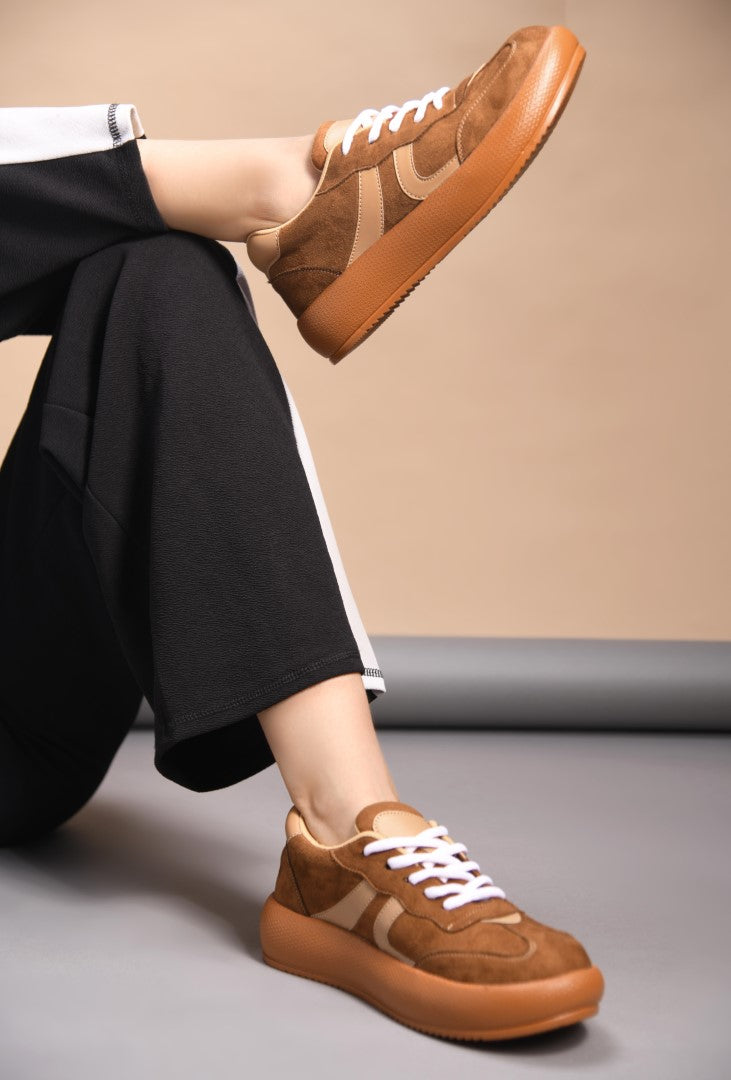 Retro-style sneakers for women and girls by Jm Looks with bold design Brown