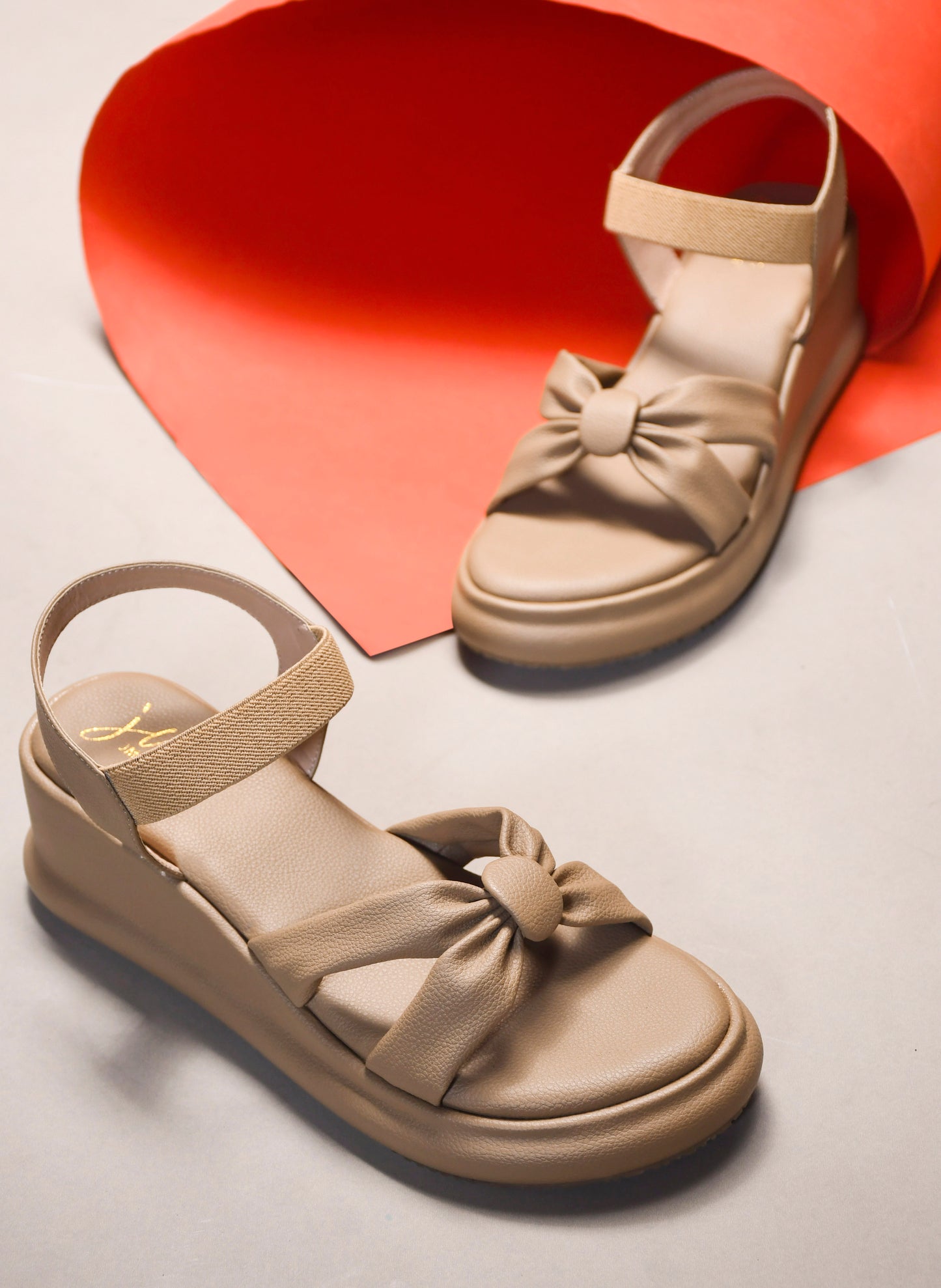 Tan