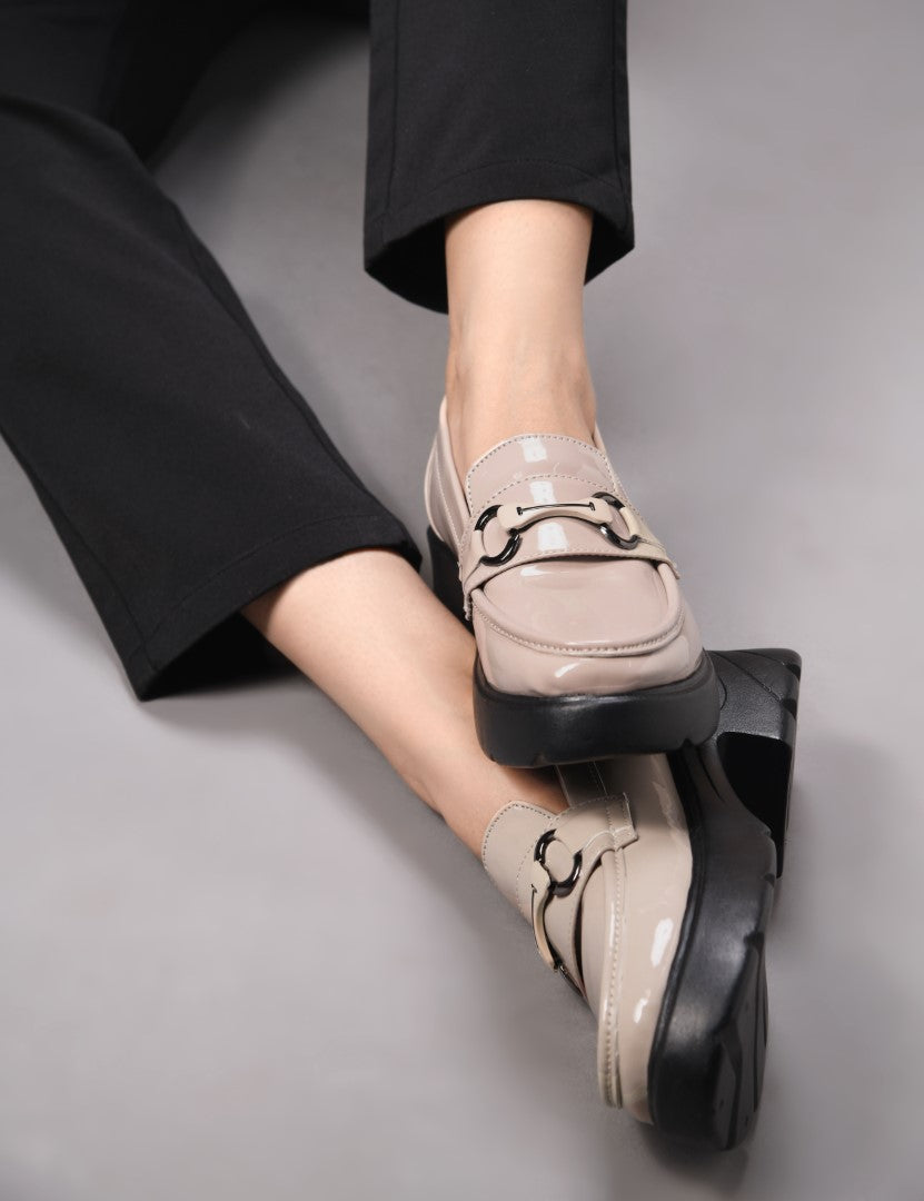 Jm Looks chunky sole loafers with a buckle detail on the vamp
Beige