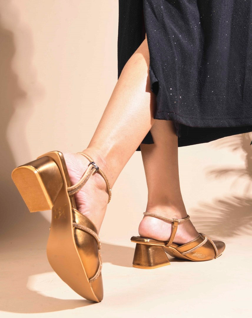 JM Looks women's pointed-toe block heels with embellished cross straps and a slingback
Copper