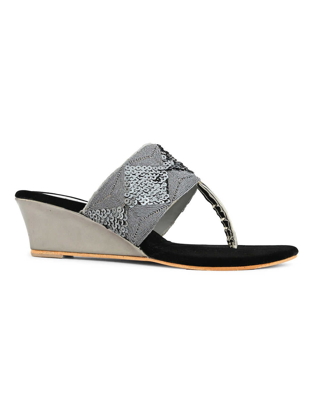 wedge heel sandals with a sequin embellished strap and a toe-post
Grey