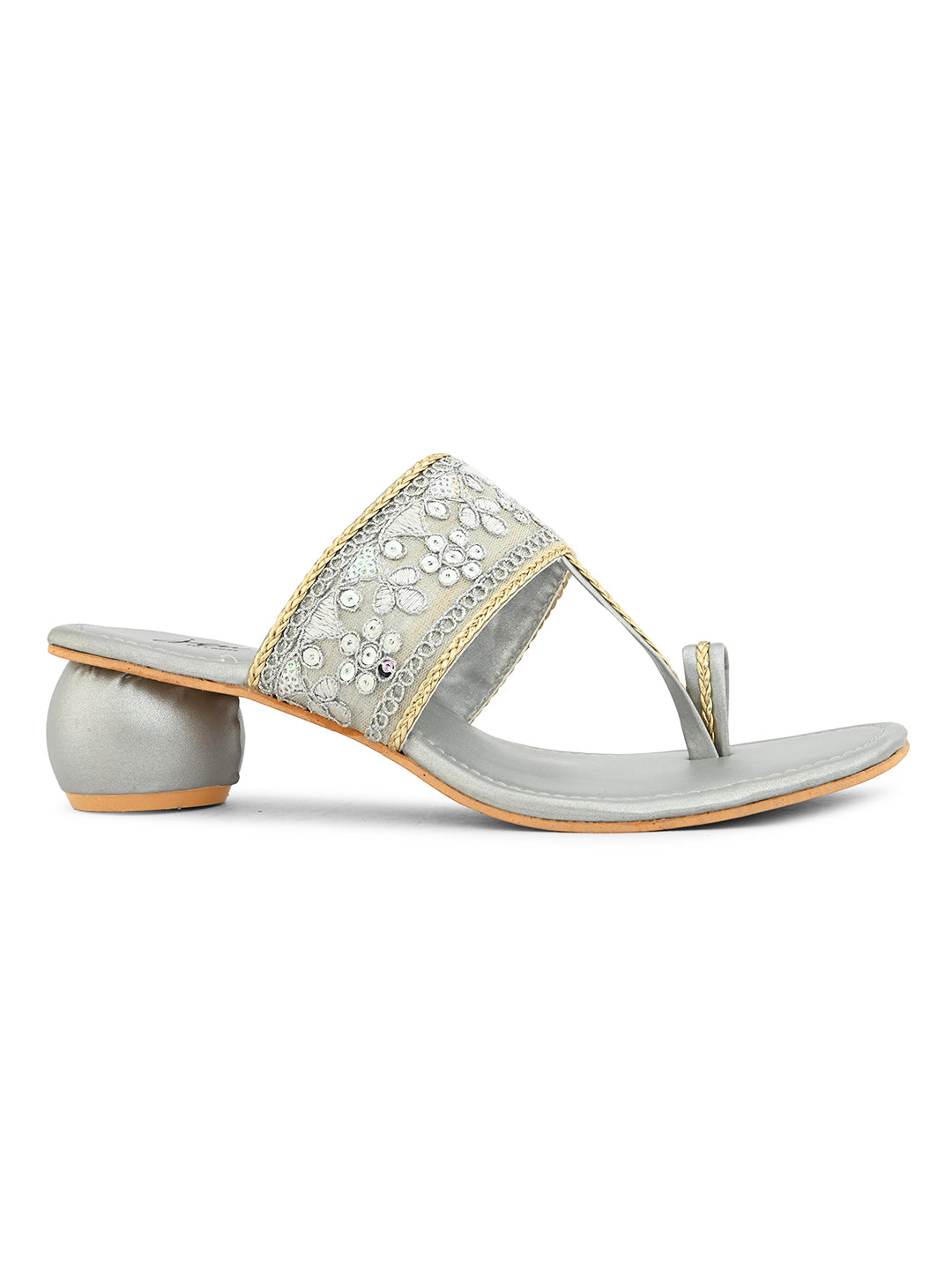 embellished toe-ring sandals with a low block heel
 Silver