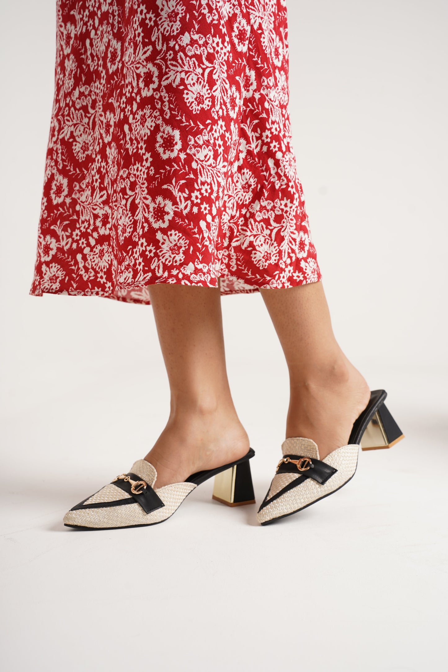 Jm Looks woven textured mule loafers with a chain detail and a block heel with a metallic accent
Black