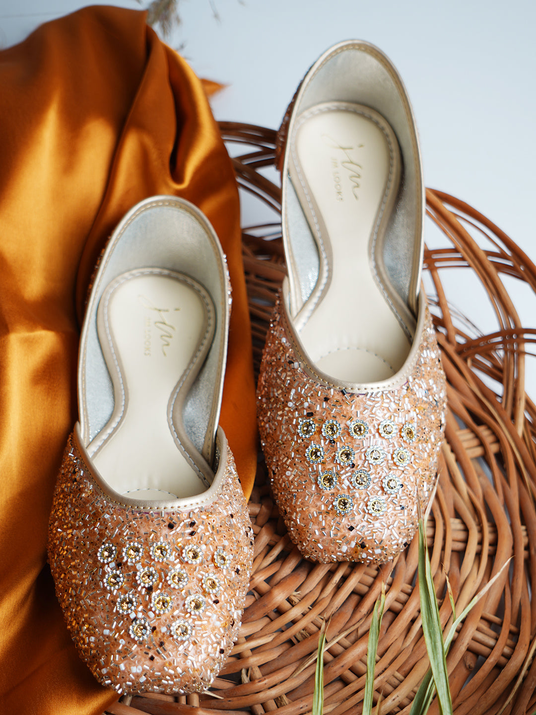 Embellished Square Toe Ethnic Mojaris for Women & Girls Peach