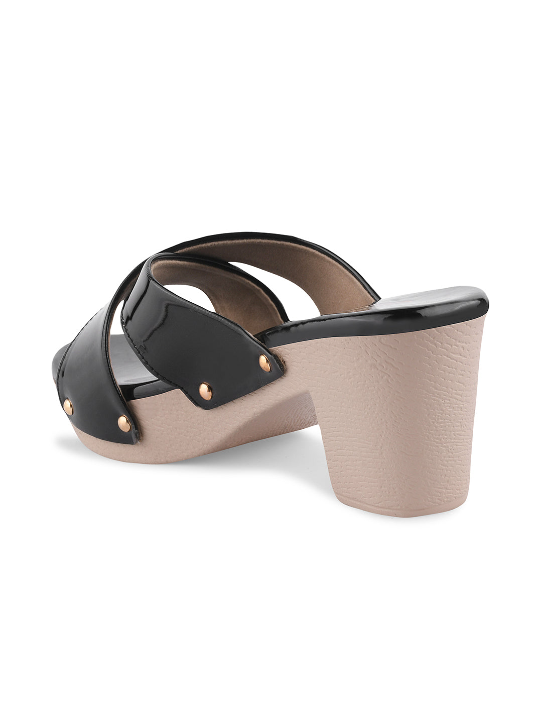 Jm Looks criss-cross block heel sandals with a comfortable sole
Black