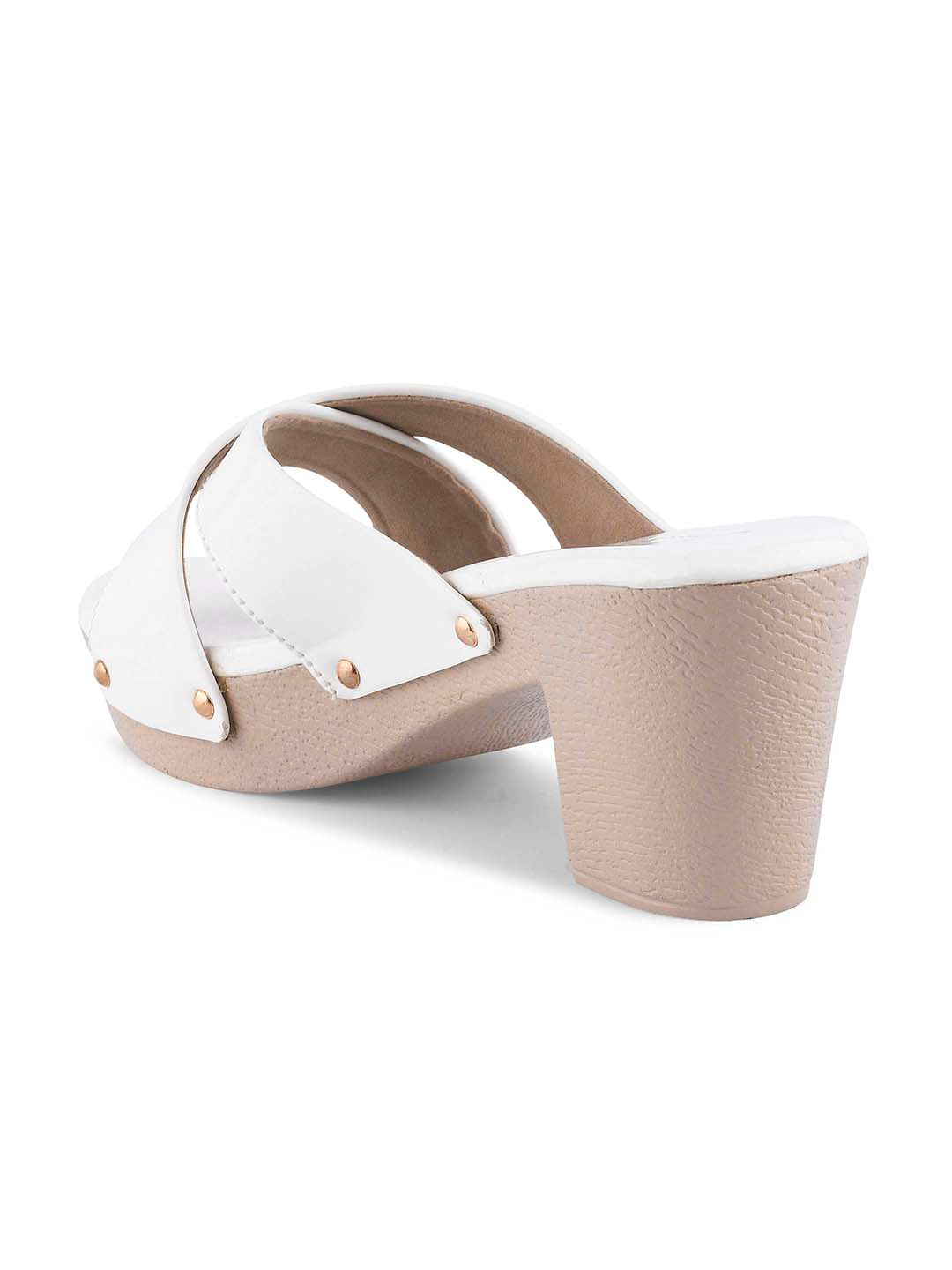 Jm Looks criss-cross block heel sandals with a comfortable sole
Green