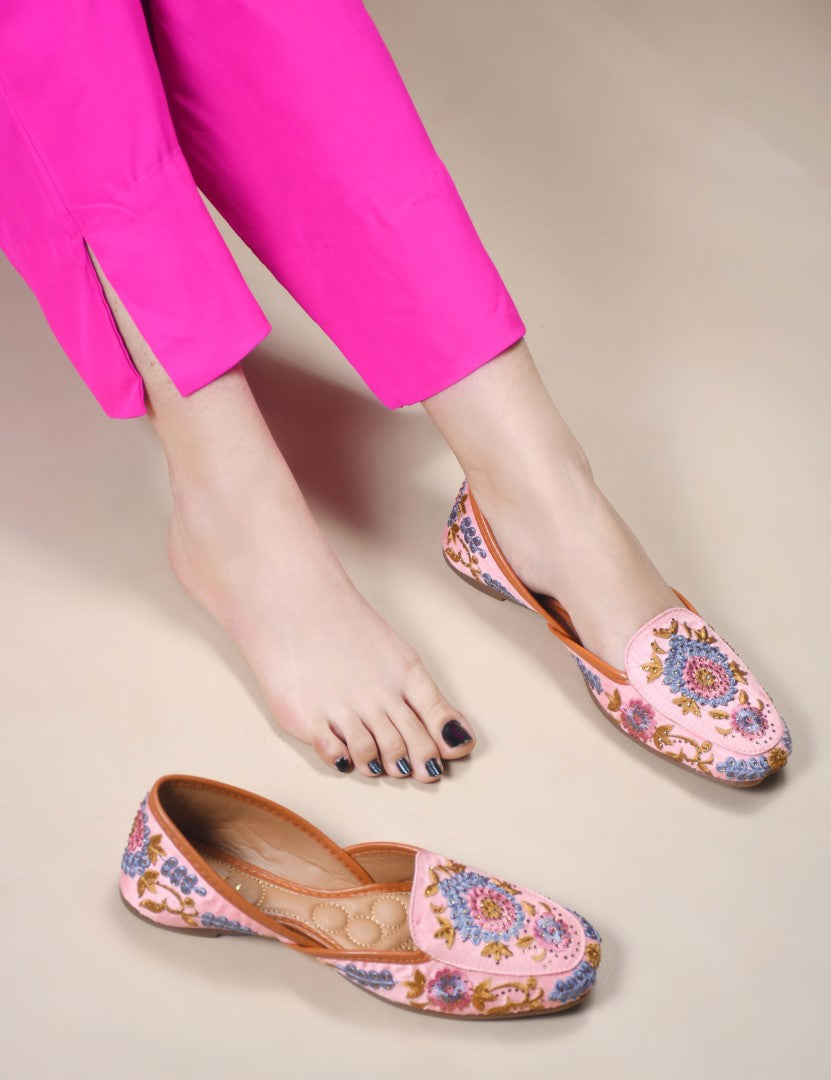 JM Looks jutti flats featuring intricate floral embroidery and a pointed toe
Peach