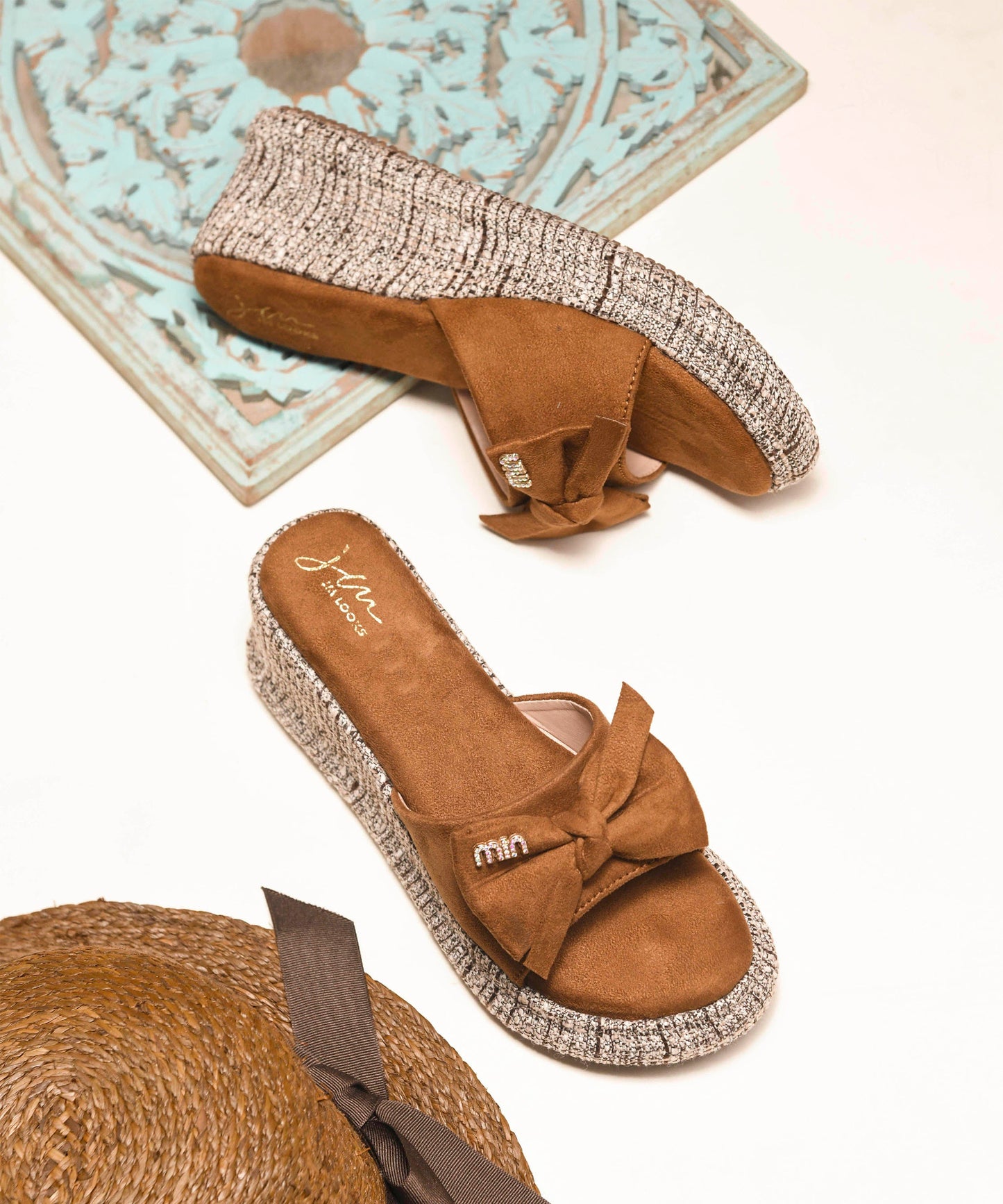 women's wedge sandals with bow Tan