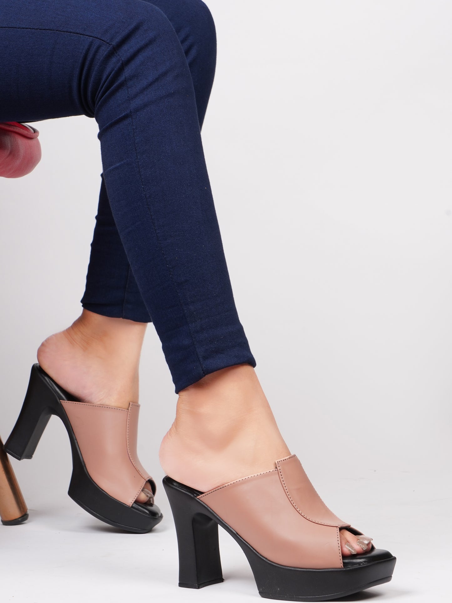 Women's & Girls' Open-Toe Chunky Heeled Sandals at JM LOOKS Peach