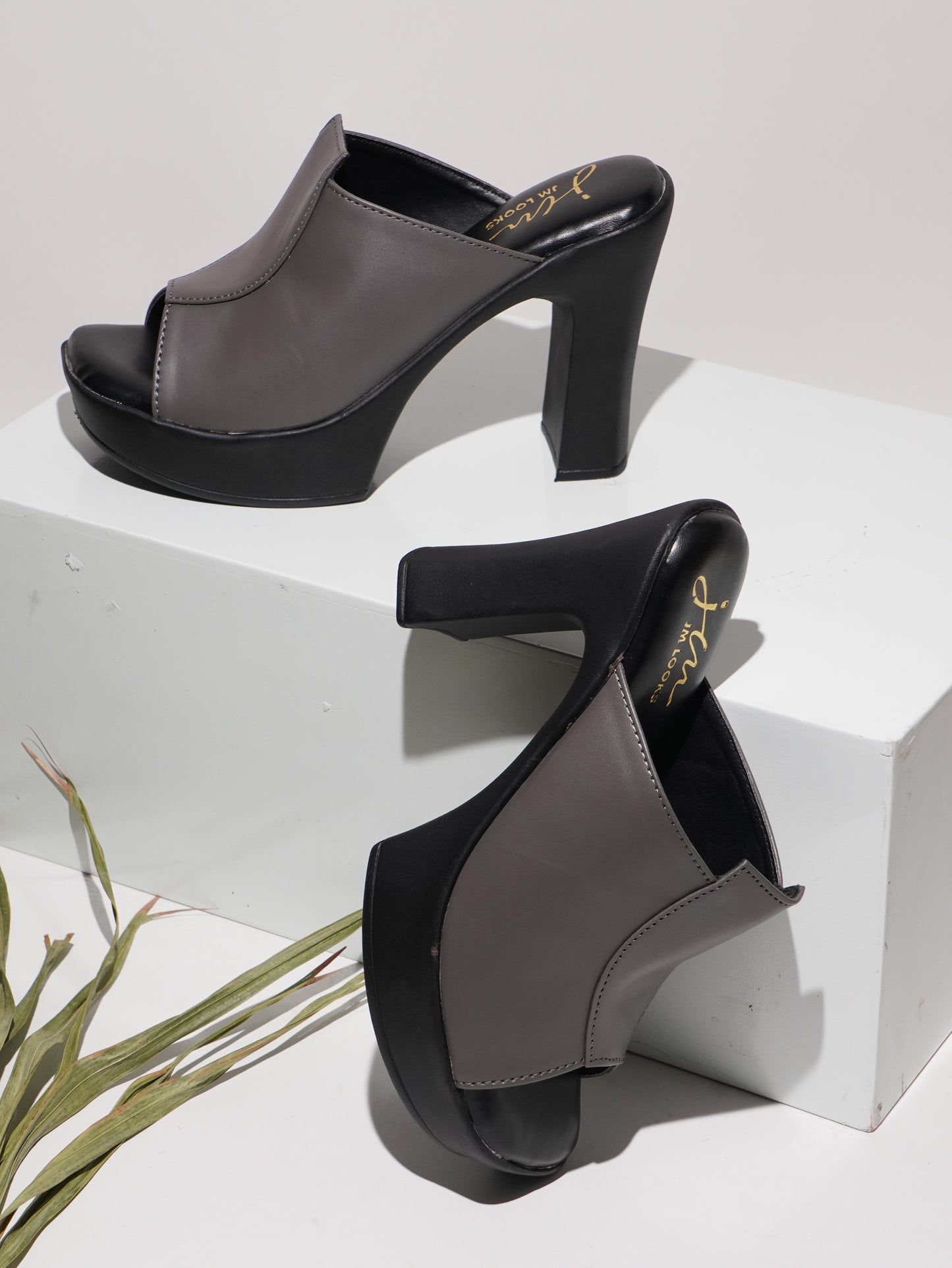 Women's & Girls' Open-Toe Chunky Heeled Sandals at JM LOOKS Grey