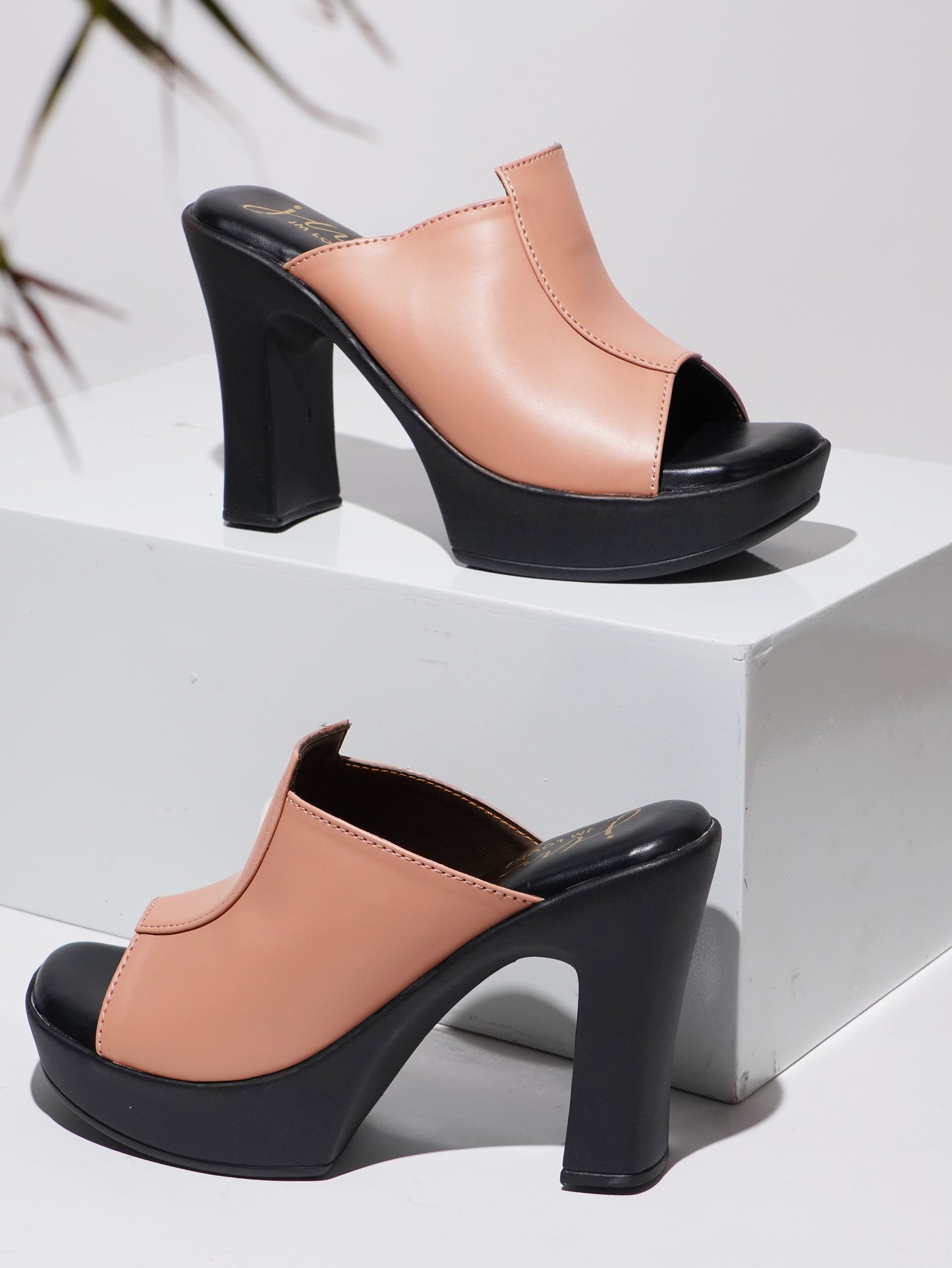 Women's & Girls' Open-Toe Chunky Heeled Sandals at JM LOOKS Peach