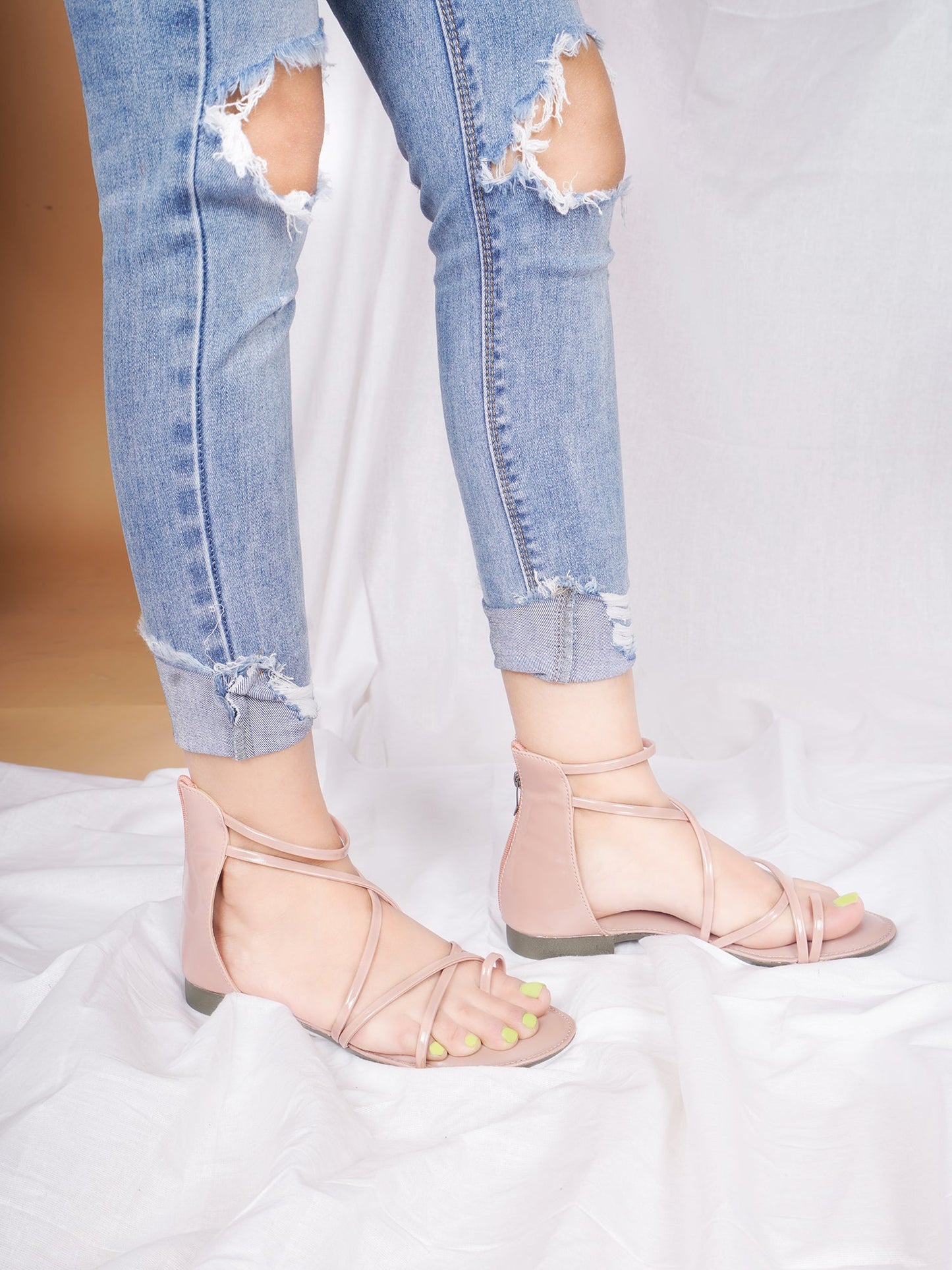 Toe-Ring Gladiator Sandals for Women and Girls | JM LOOKS Peach
