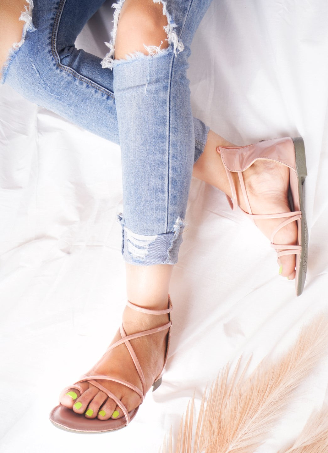 Toe-Ring Gladiator Sandals for Women and Girls | JM LOOKS Peach