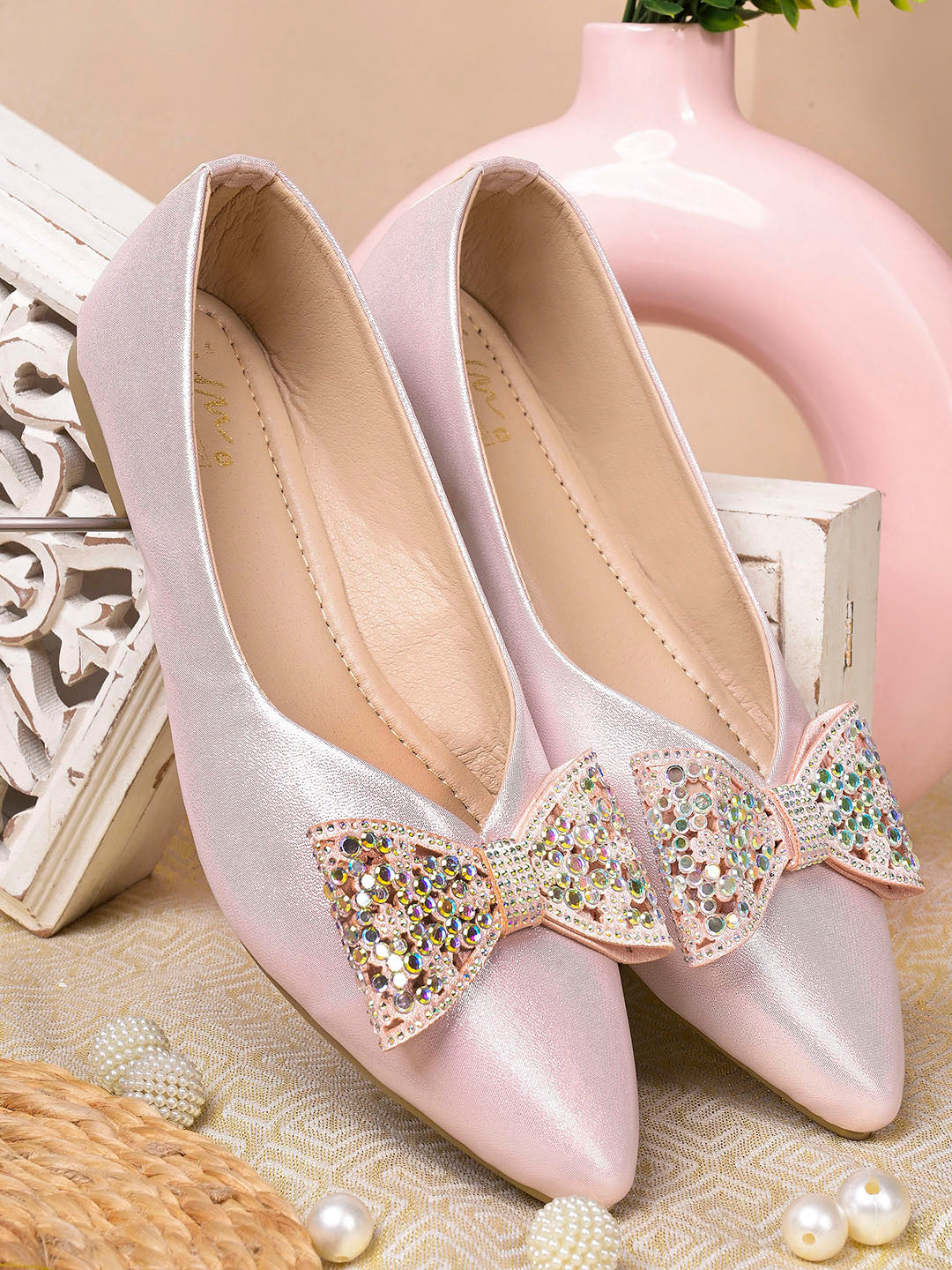 JM LOOKS Pointed Toe Bow Flat Sandals with Crystal Embellishments