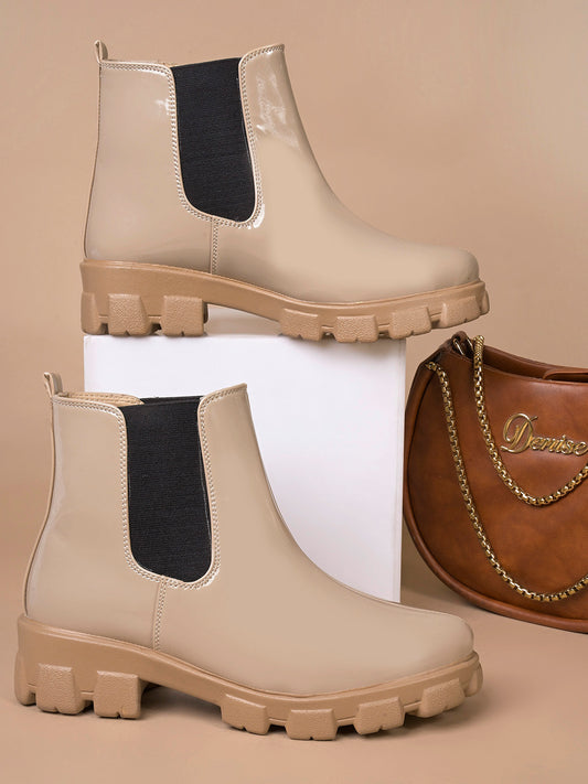 Glossy Finish Lug Sole Chelsea Boots for Women