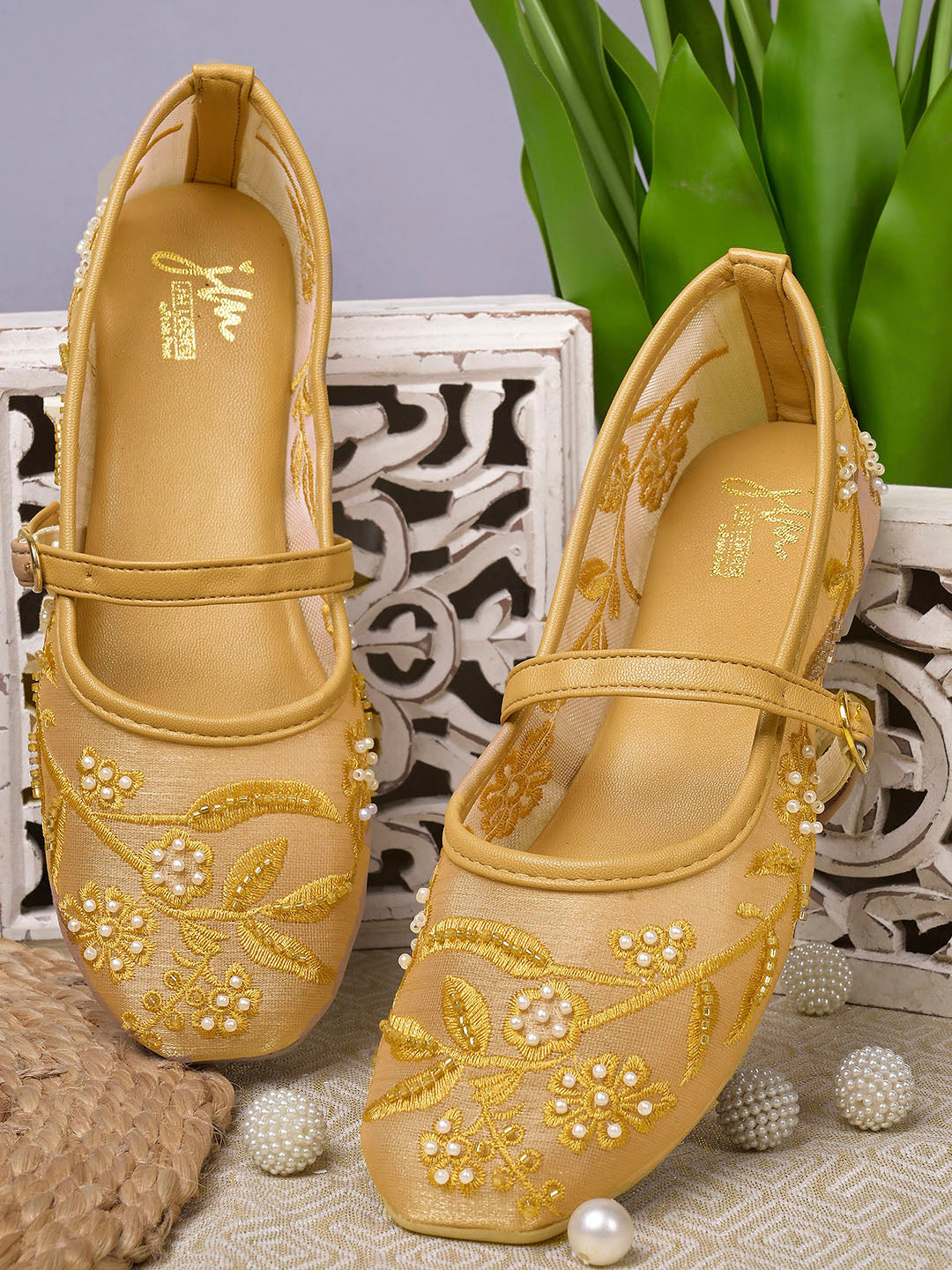 Embroidered Floral Mesh Flat Jutti Shoes for Women