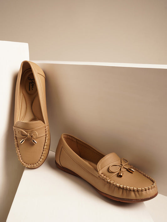 JM Looks women's driving loafers with a bow detail and stitched moc toe
 Beige