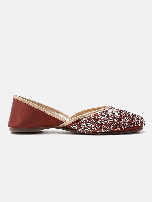 Women’s traditional Punjabi jutti with sequins and stone floral embellishment
Copper