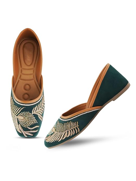 Green Embellished Slip-On ethnic Punjabi Wedding Jutti for Women 