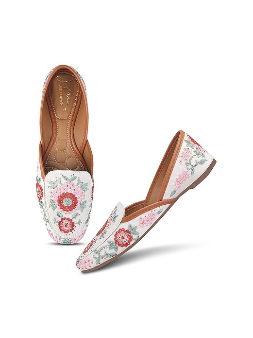 Women Ethnic Embroidered square toe Floral Jutti Flats See-Green