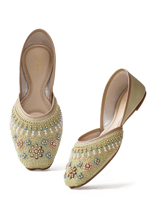 Women's Pista Handcrafted floral embroidered Embellished Mojaris Flats Punjabi juttis