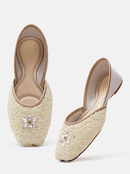 traditional Embellished Slip-On glitter jutti for women floral motif White