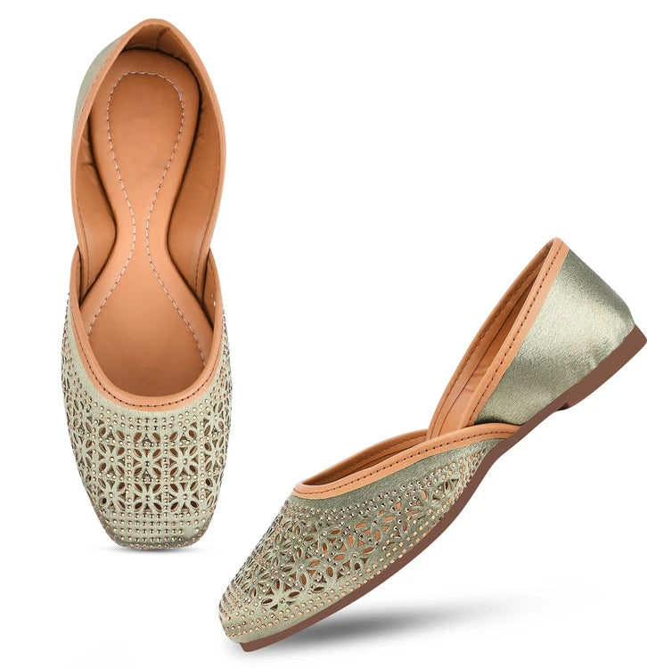 Women Green Embellished Square Toe laser-cut Ethnic juttis Mojaris Flat Soft with Double Padded Cushion