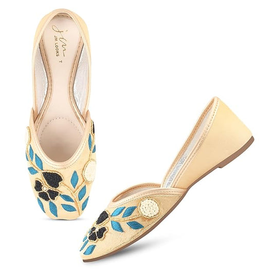 Women's Golden Handcrafted floral embroidered Ethnic Punjabi juttis for Wedding Party Occasion