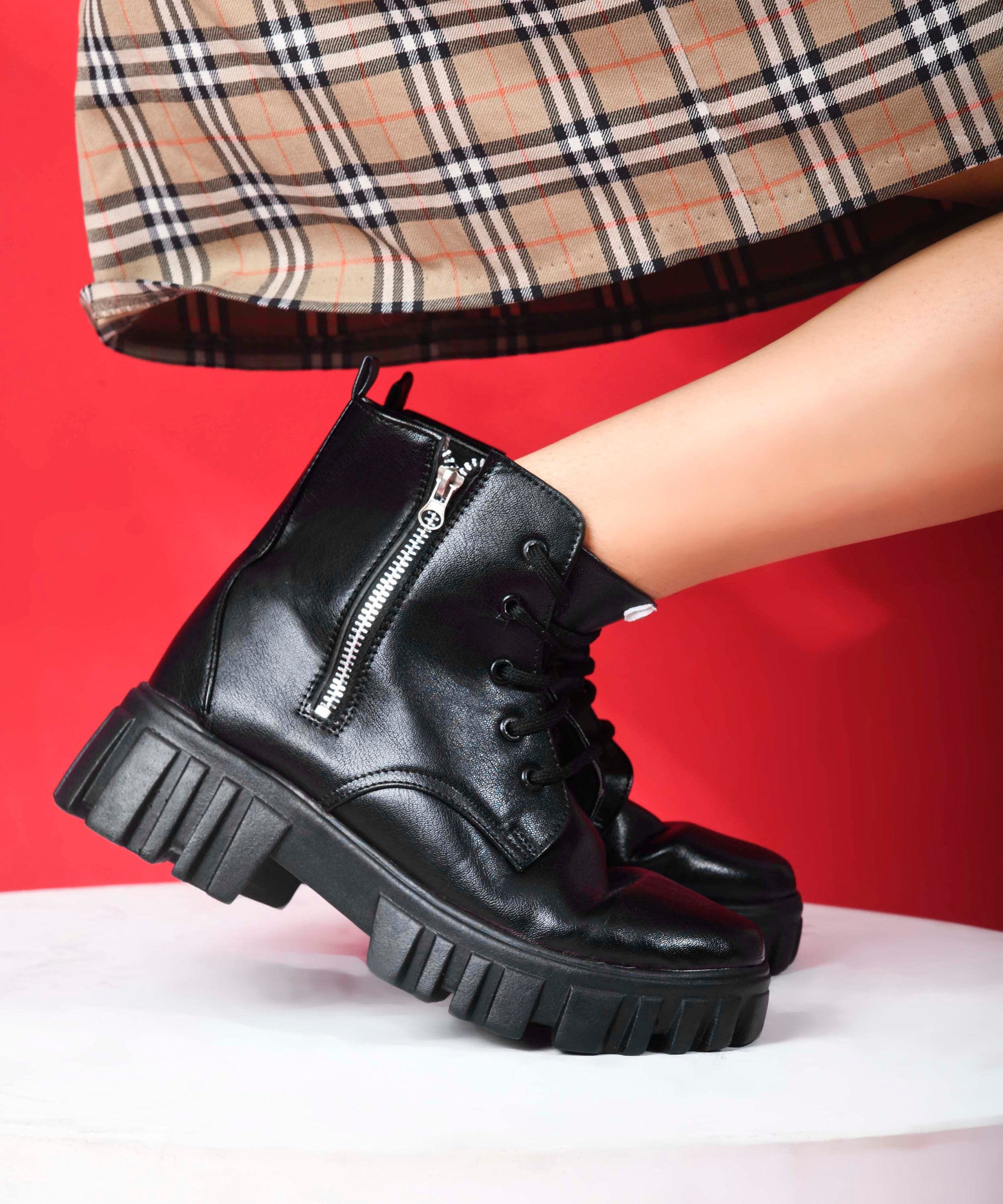 Women Chunky Platform Combat Boots | Lace-Up Ankle Boots | JM Looks