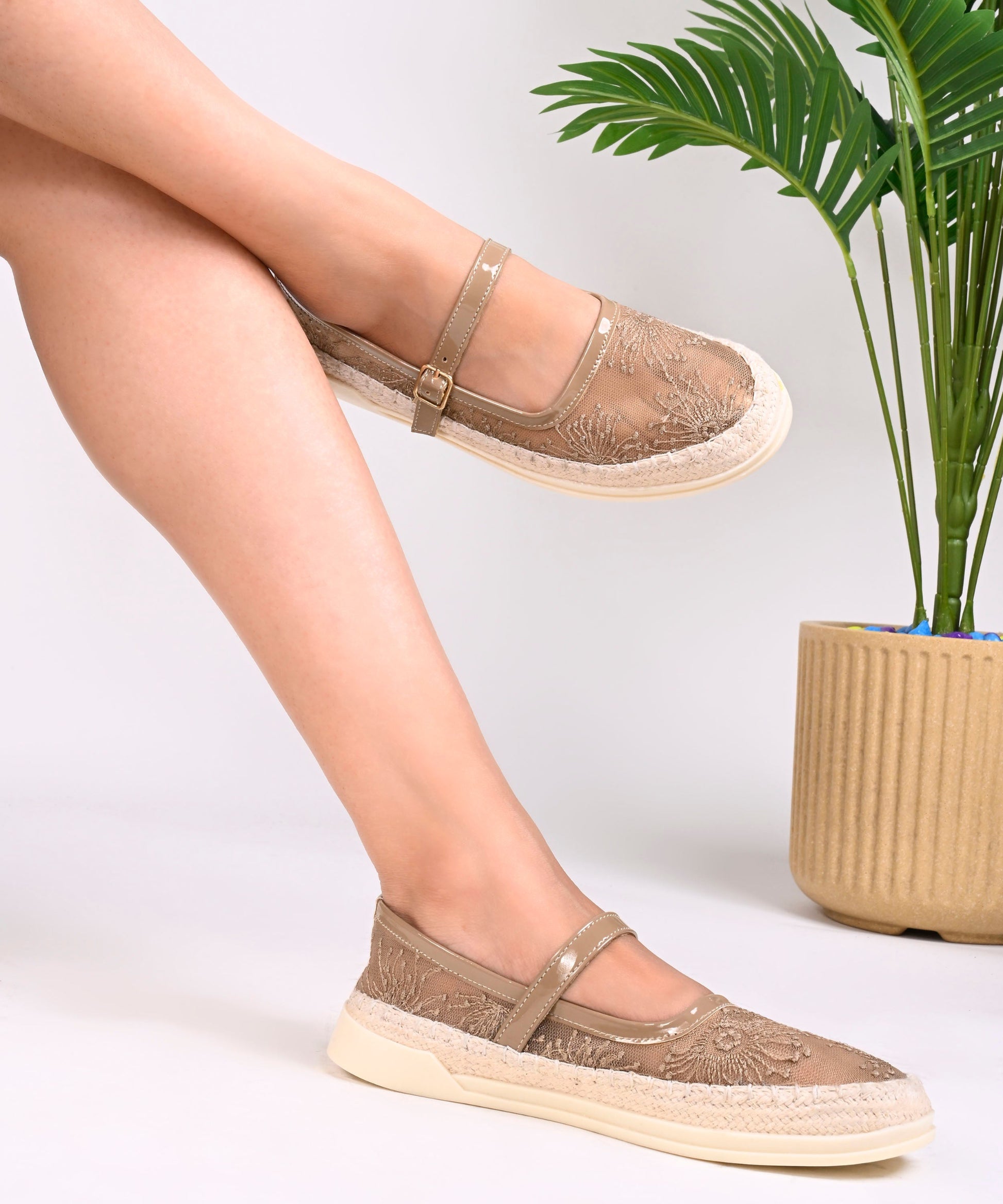 Taupe