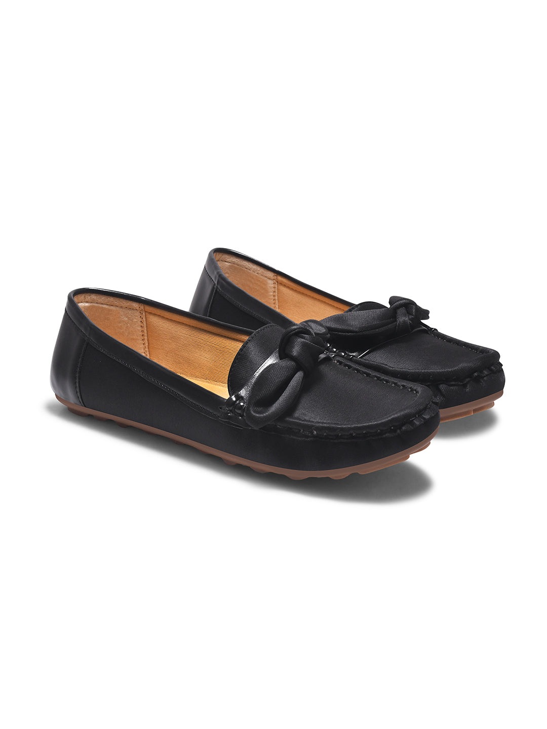 JM Looks women's driving loafers with a bow detail on the vamp and a stitched moc toe
 Black