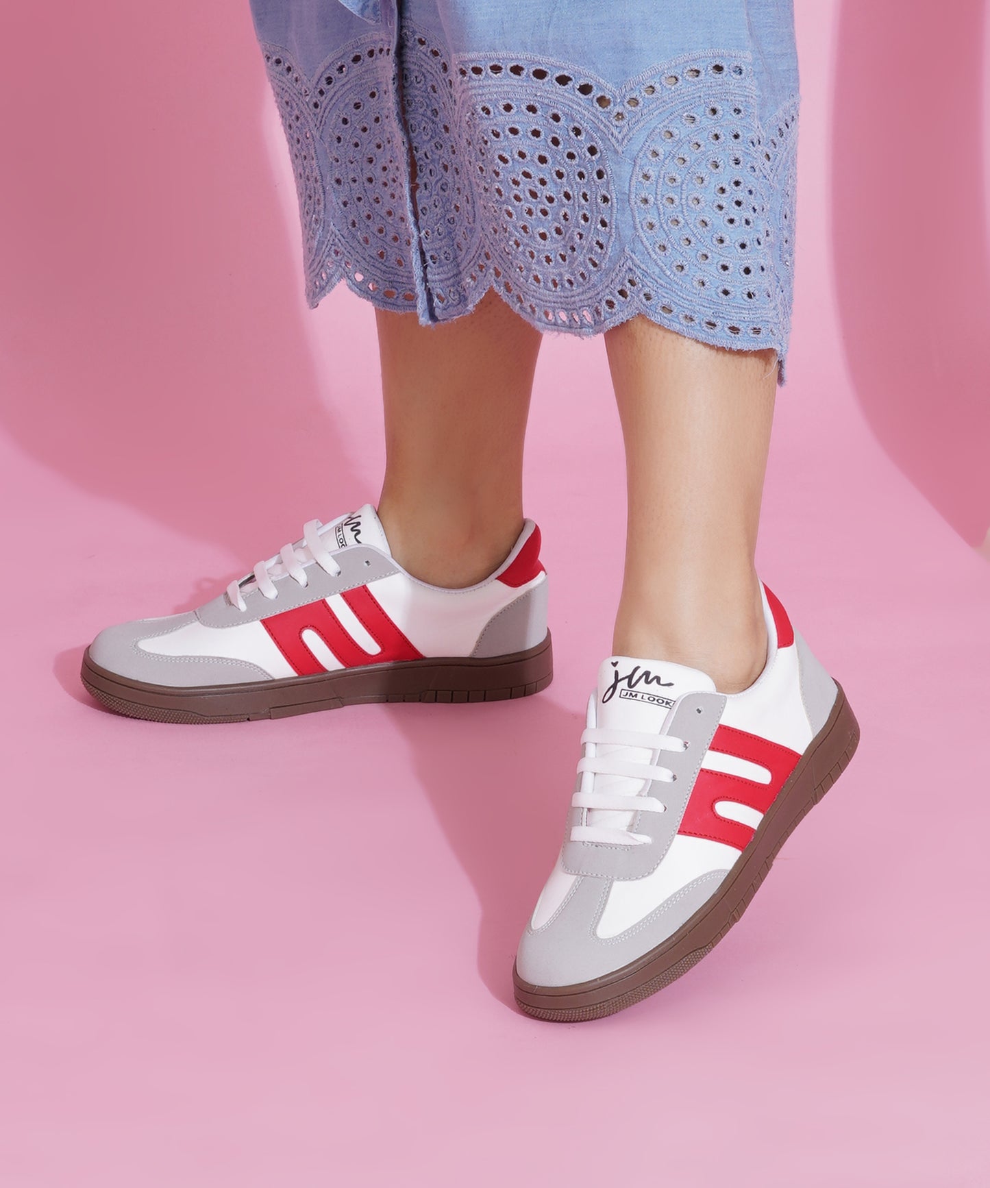 Grey-Red