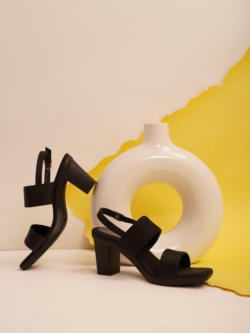 JM Looks Women's Ethnic Toe-Loop Flat Sandals | Threadwork Strap Slip-Ons Black