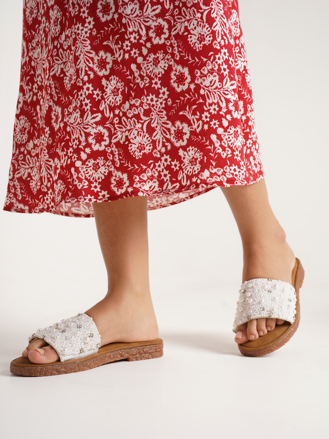 Jm Looks slide sandals with an embellished top strap White