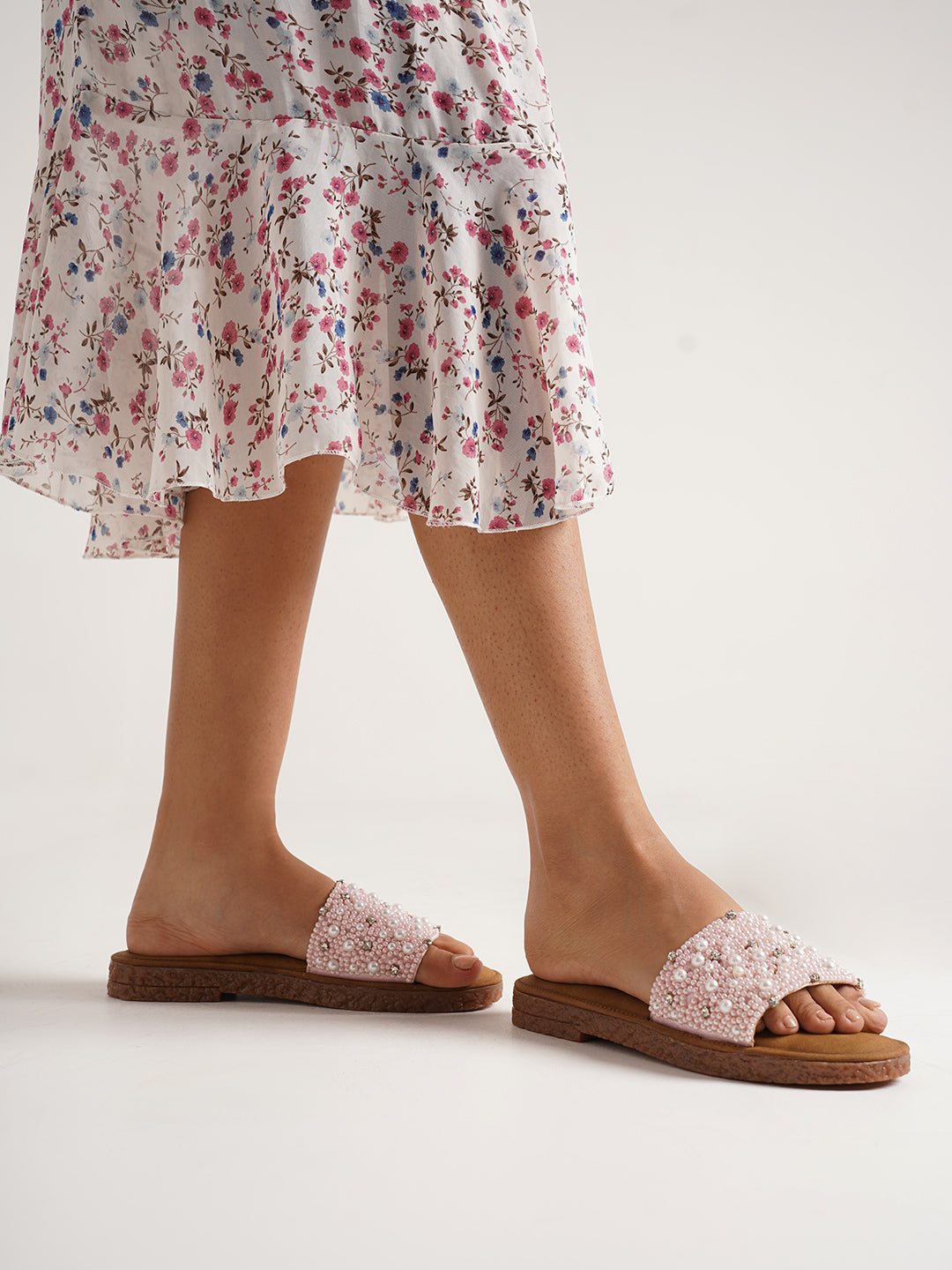 Jm Looks slide sandals with an embellished top strap Peach