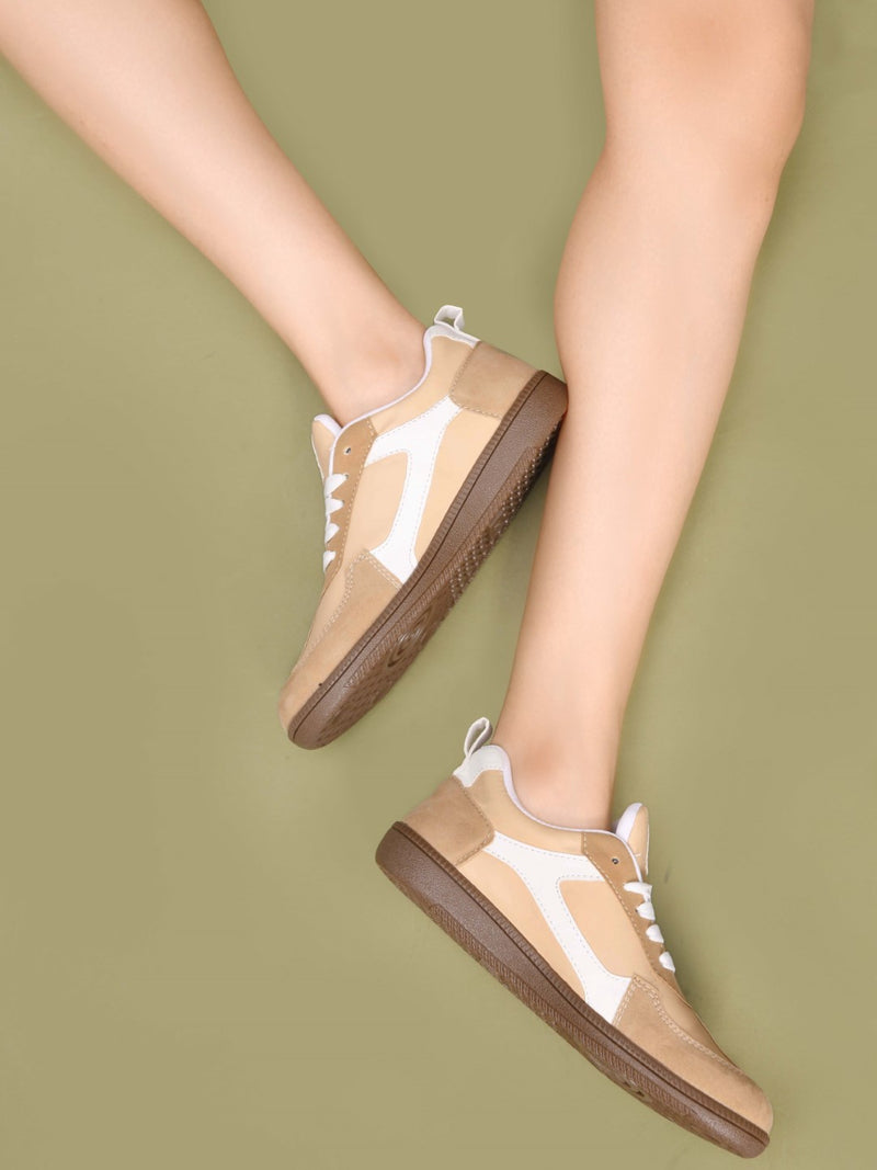 Retro Suede Sneakers - 11